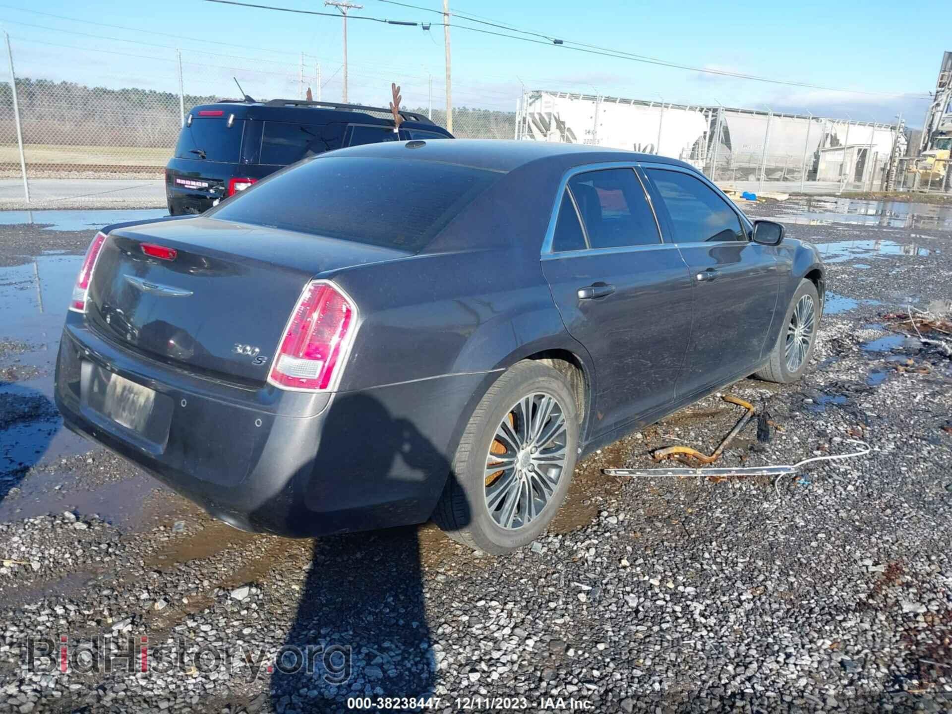 2013 CHRYSLER 300 - VIN: 2C3CCAGG2DH659846 - Фото 4