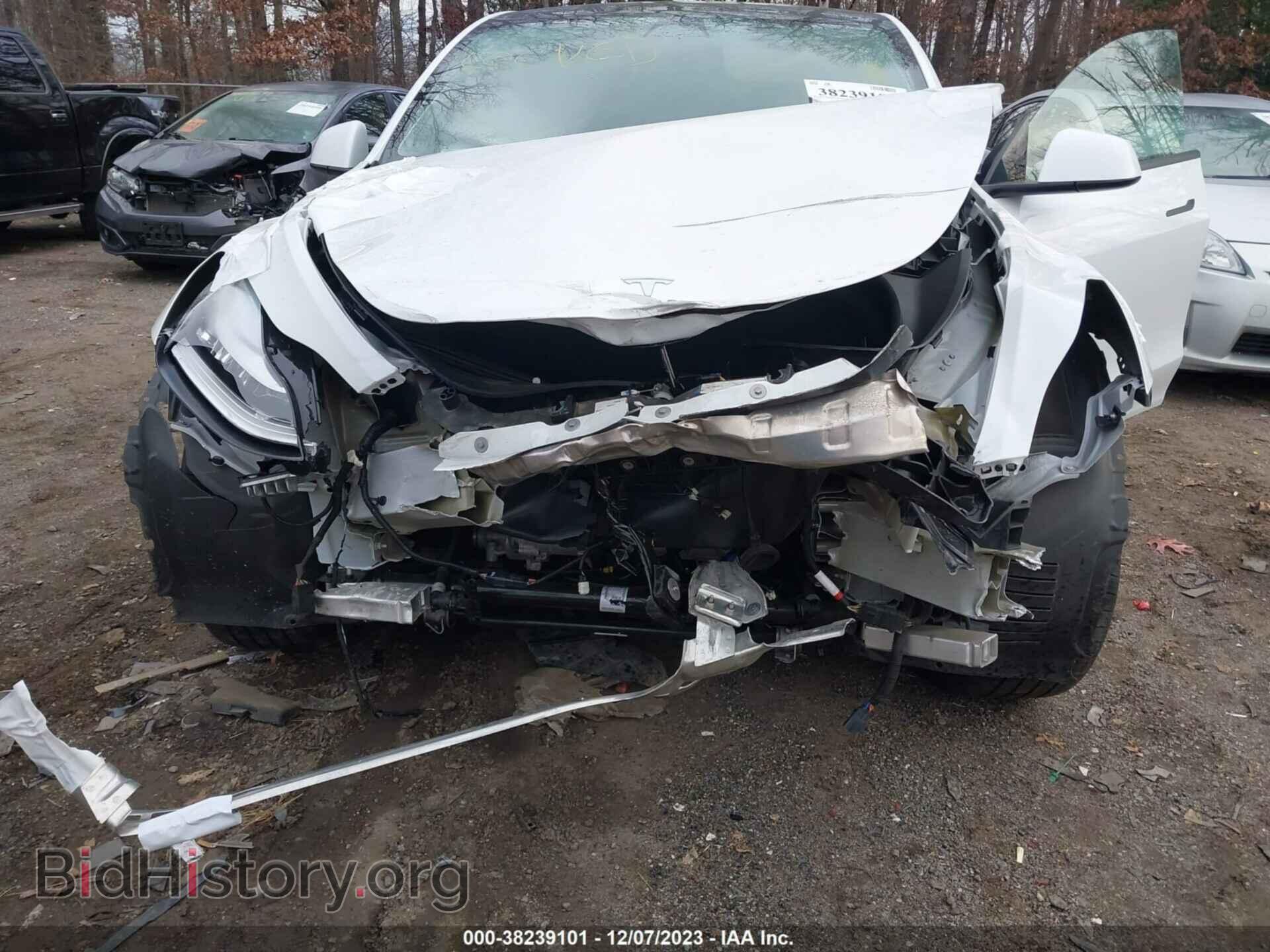 2022 TESLA MODEL Y - VIN: 7SAYGDEE7NF369007 - Фото 6