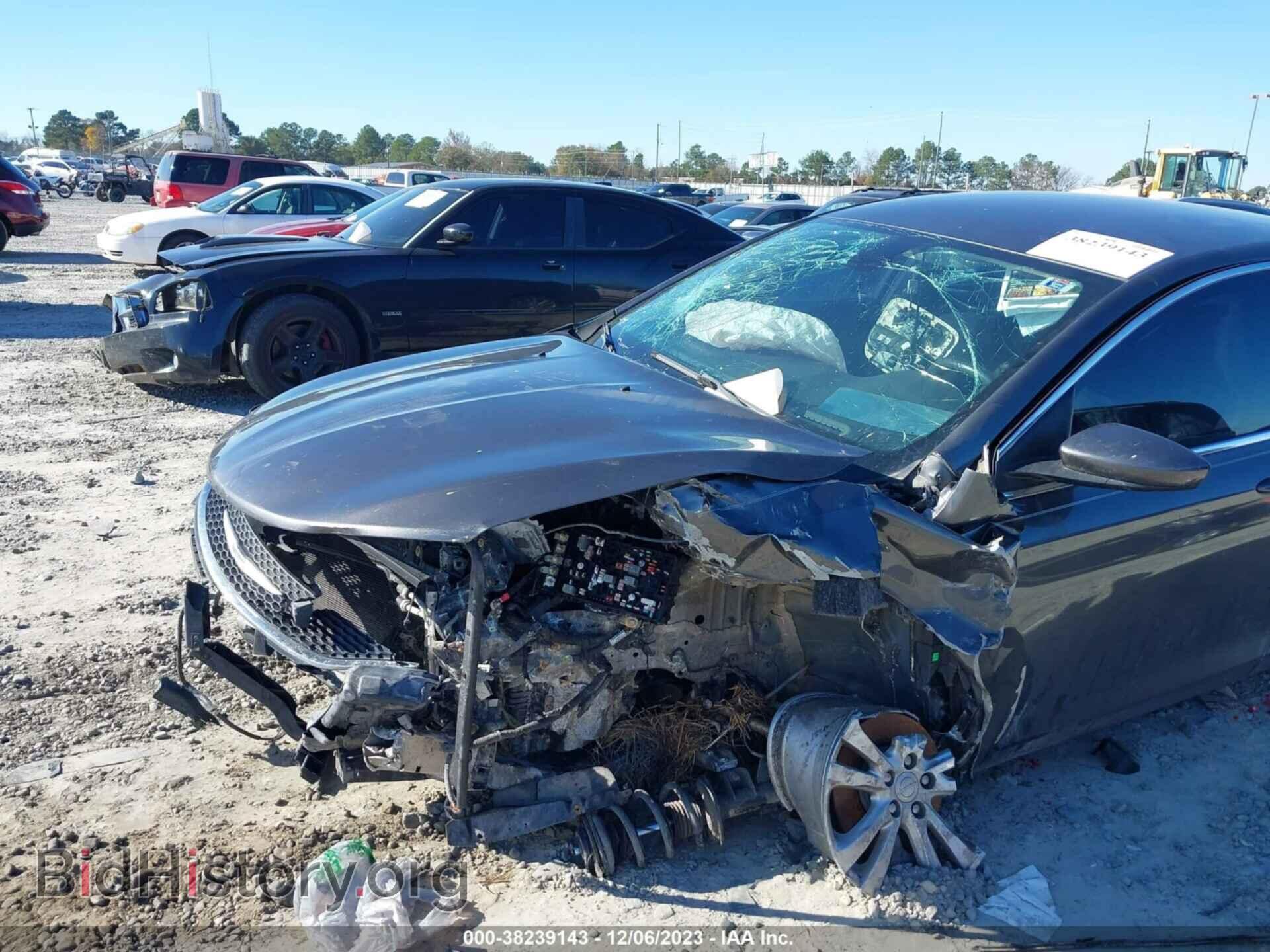 2015 CHRYSLER 200 - VIN: 1C3CCCAB8FN574092 - Фото 6