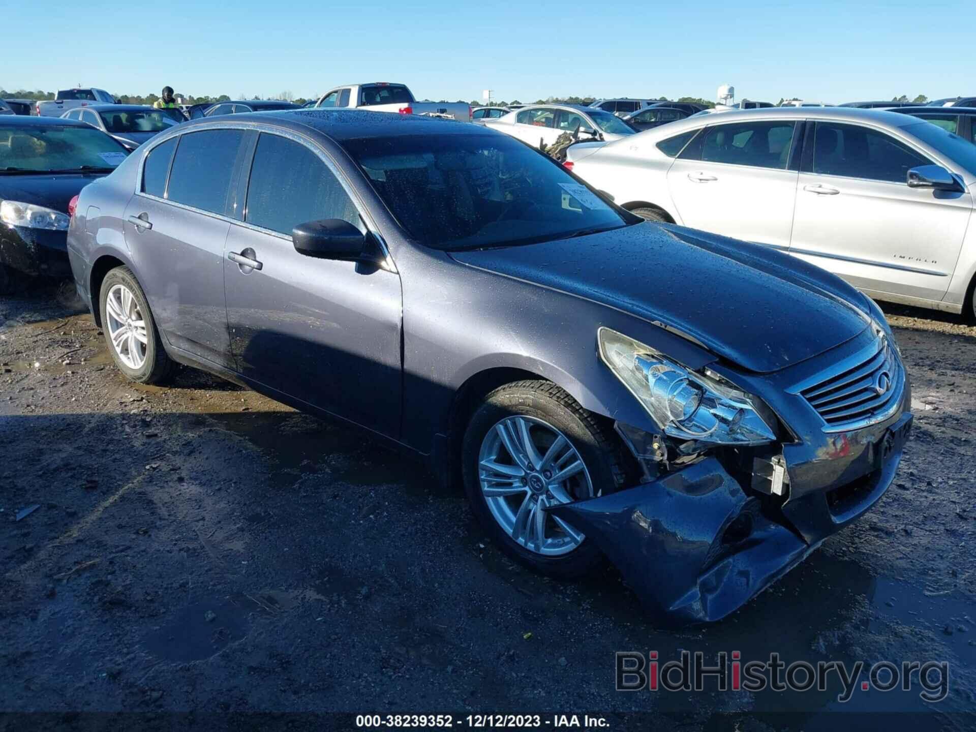 Photo JN1CV6AR1DM354822 - INFINITI G37X 2013