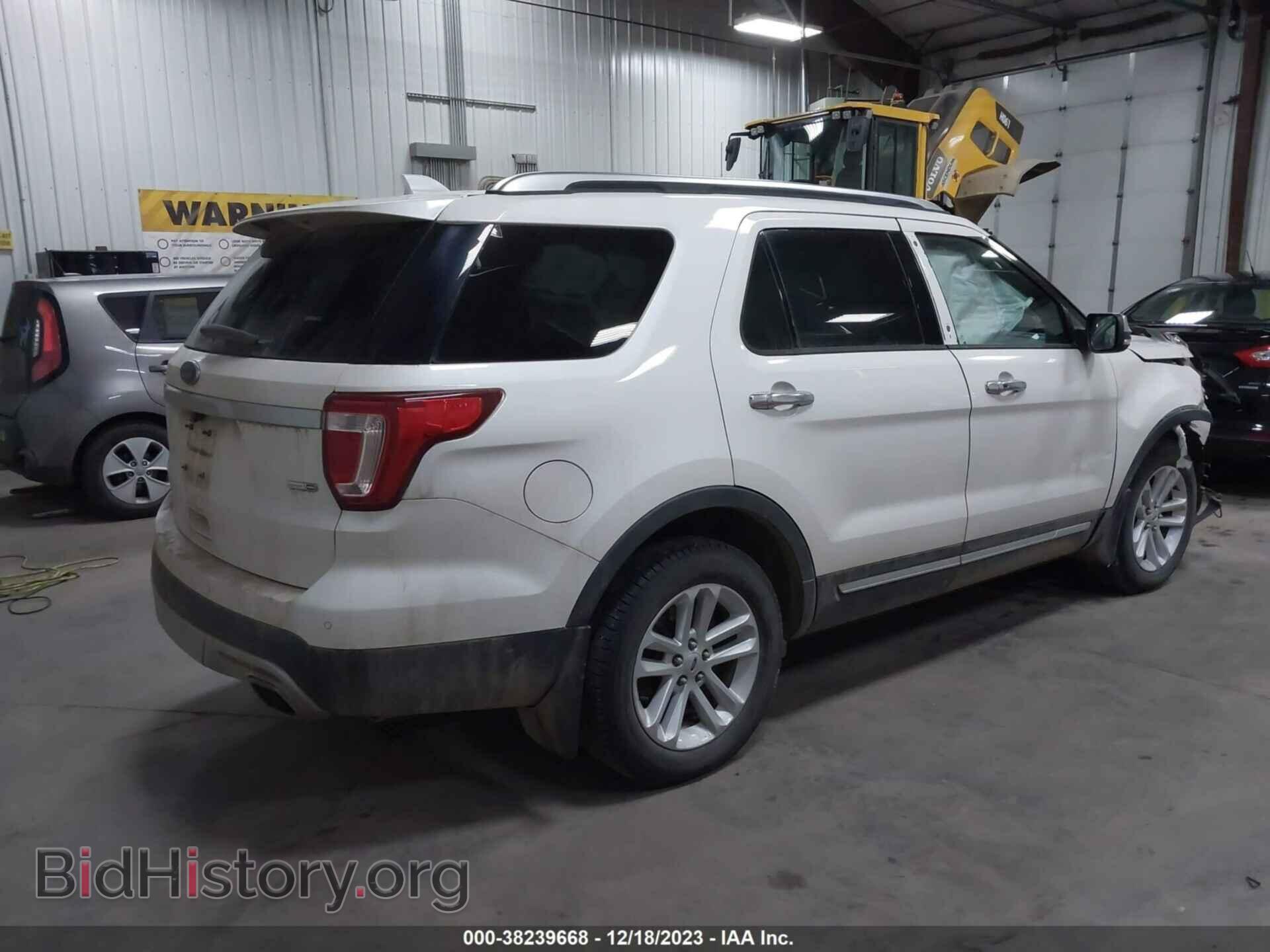 2016 FORD EXPLORER - VIN: 1FM5K8HT9GGB42132 - Фото 4