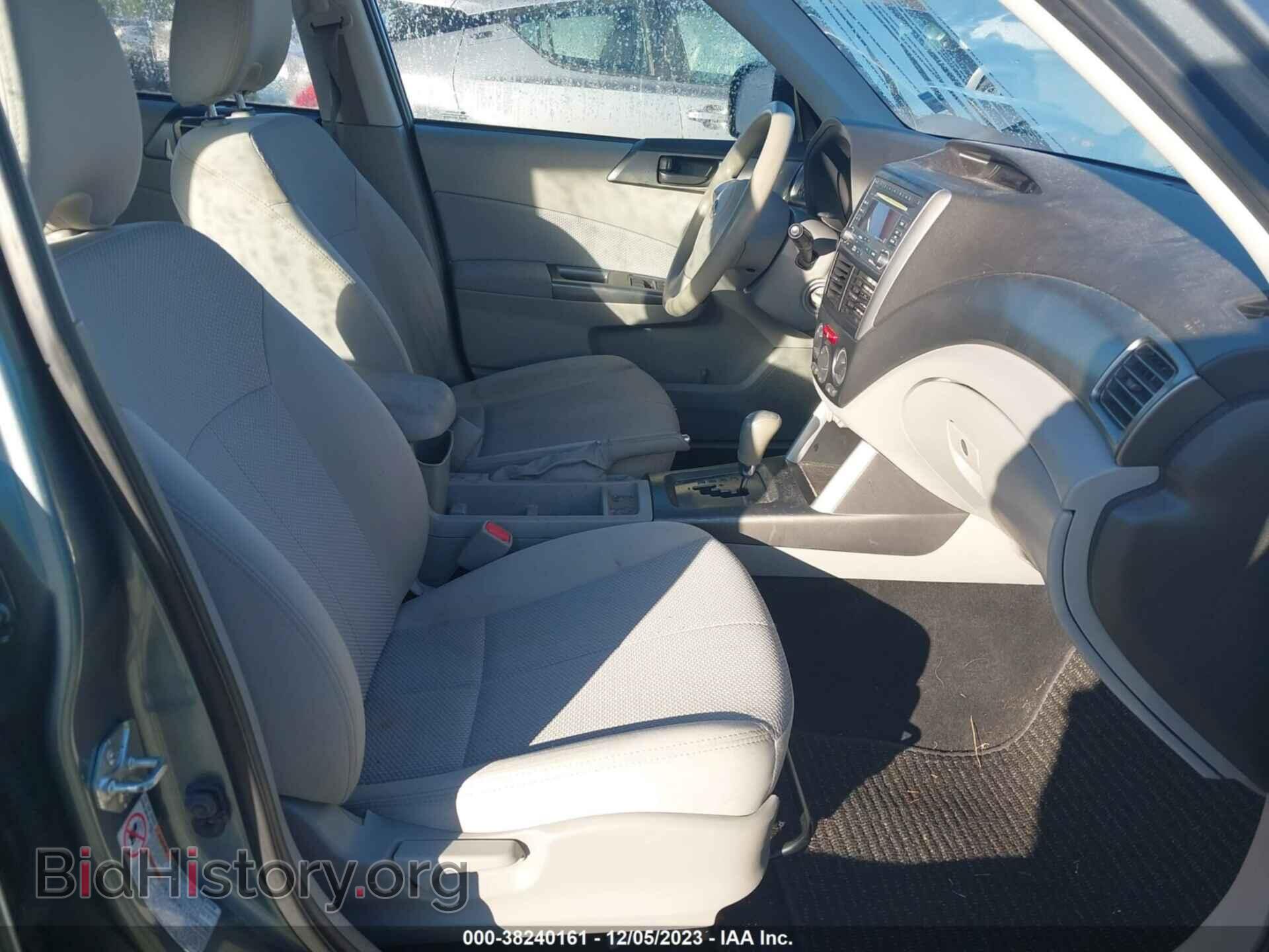 2011 SUBARU FORESTER - VIN: JF2SHABC3BH742199 - Фото 5