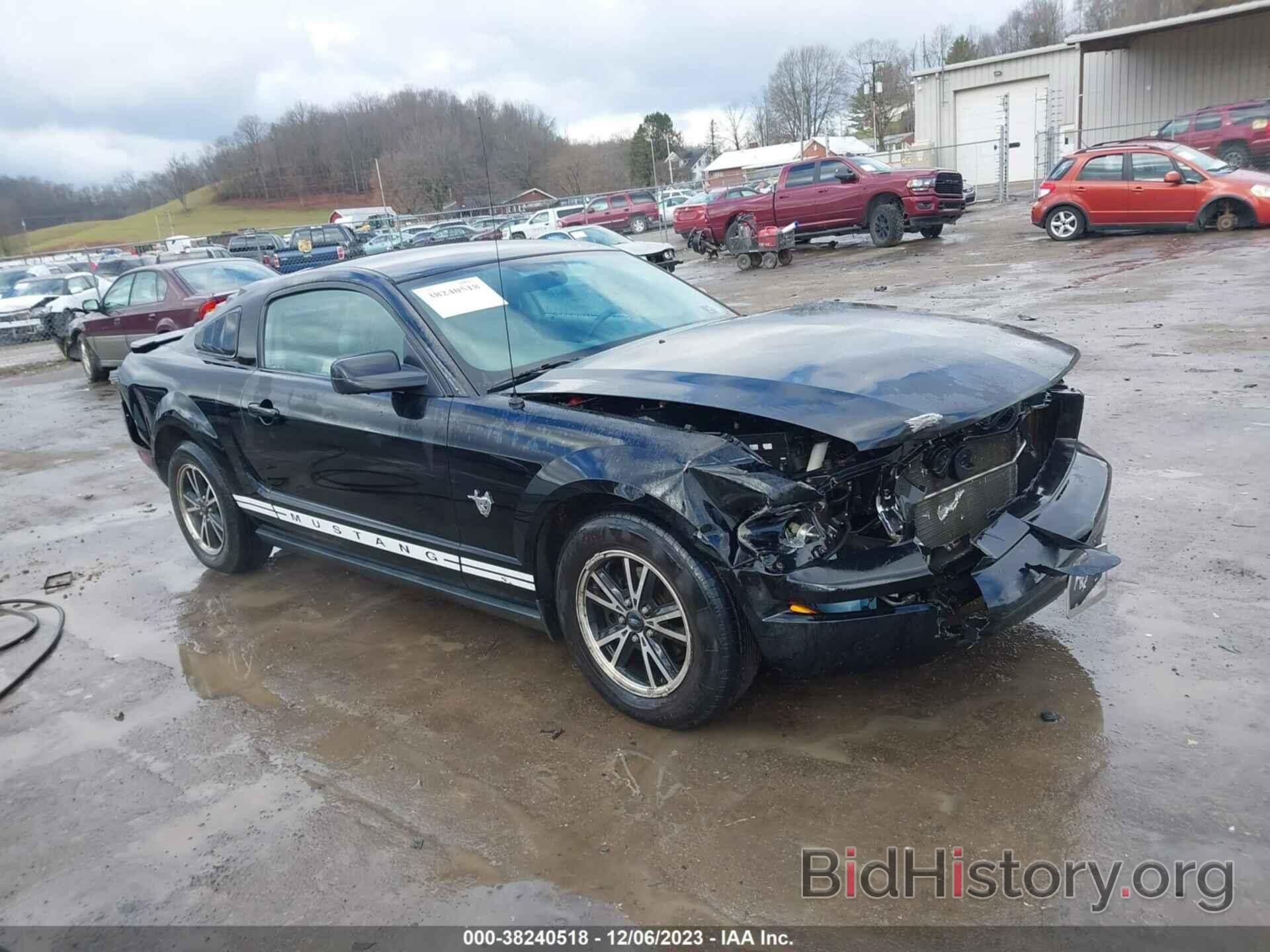 Photo 1ZVHT80NX95115058 - FORD MUSTANG 2009