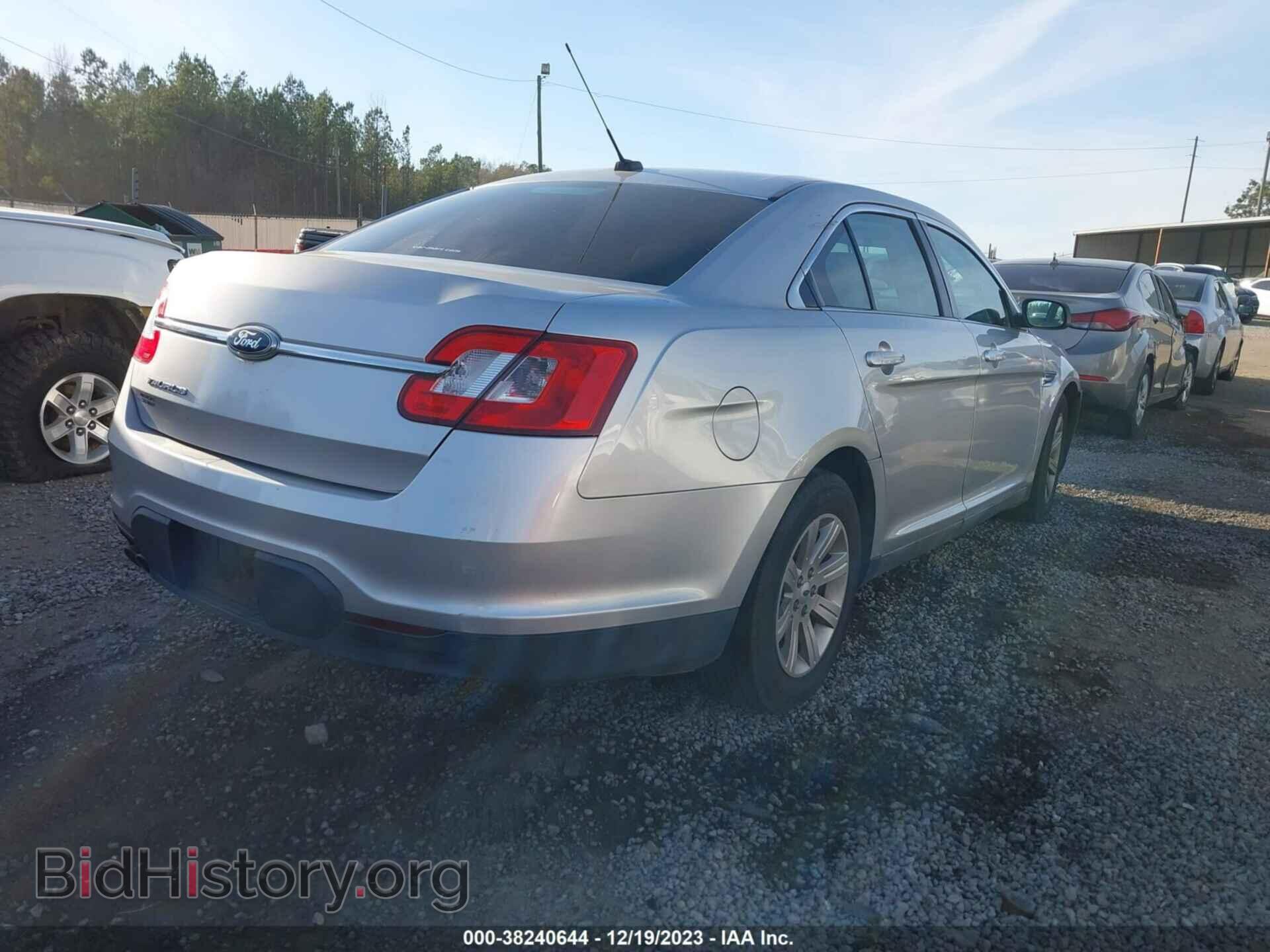 2011 FORD TAURUS - VIN: 1FAHP2DW6BG150235 - Фото 4