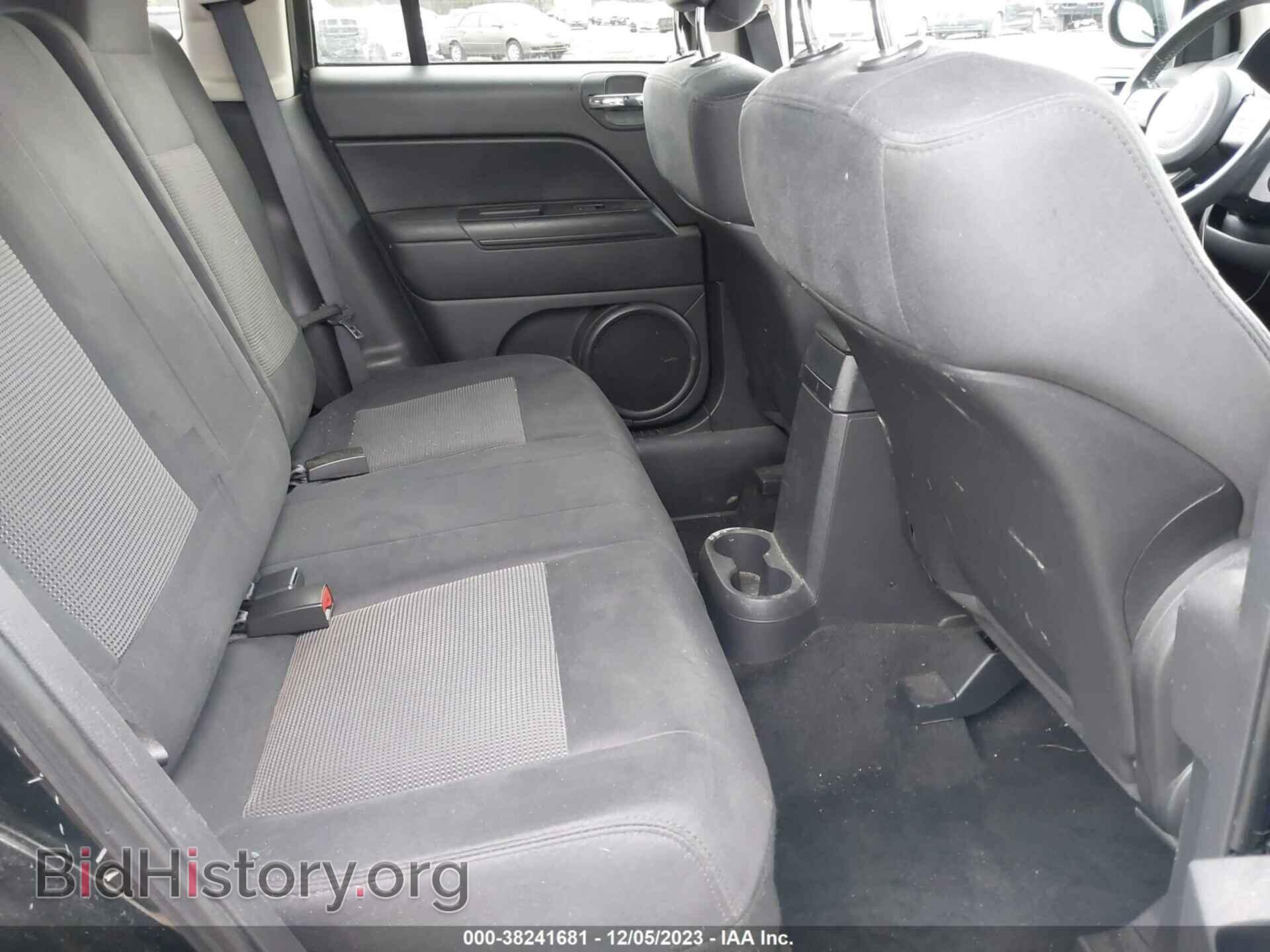 2012 JEEP COMPASS - VIN: 1C4NJDEB3CD662009 - Photo 8