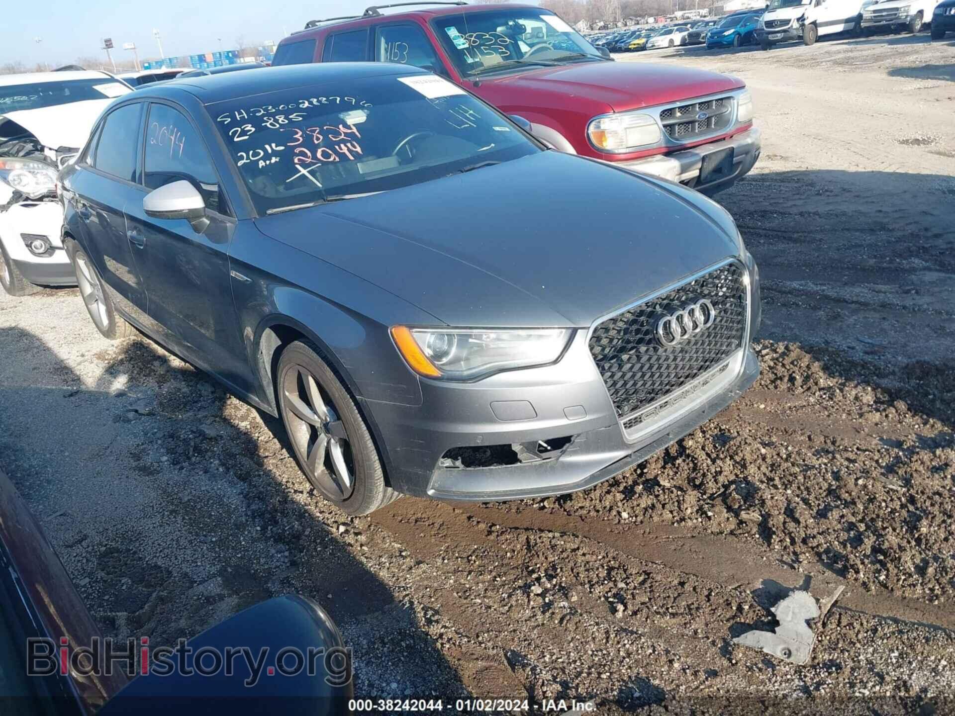 Фотография WAUB8GFF7G1053107 - AUDI A3 2016