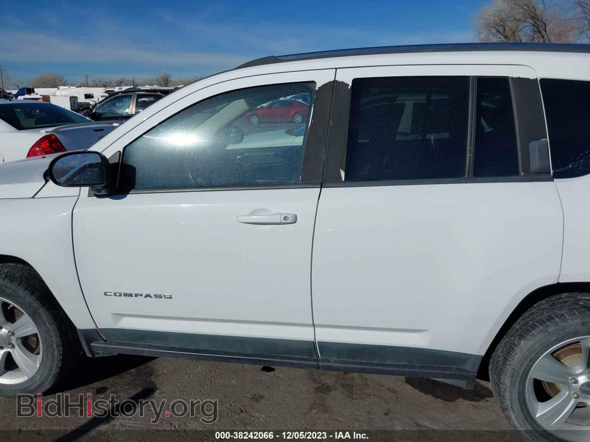 2011 JEEP COMPASS - VIN: 1J4NF1FB0BD257832 - Photo 6