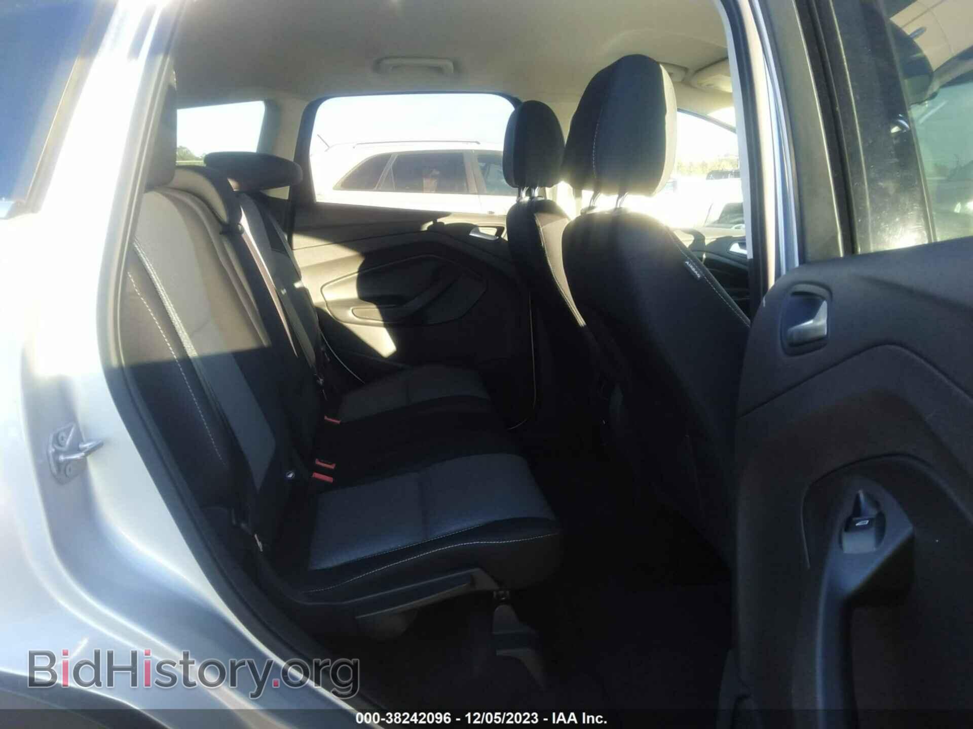 2017 FORD ESCAPE - VIN: 1FMCU0GD6HUC24545 - Фото 8