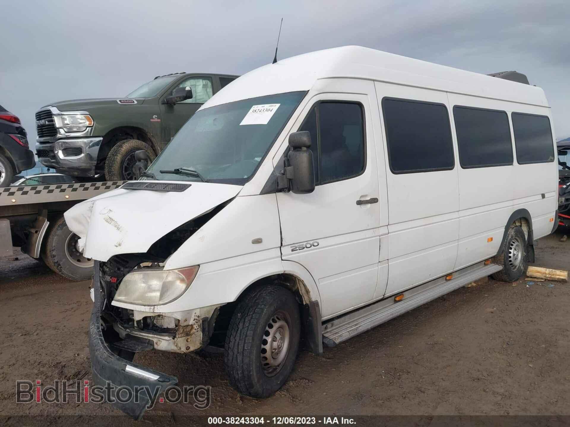 2006 DODGE SPRINTER - VIN: WD8PD744X65927581 - Photo 2