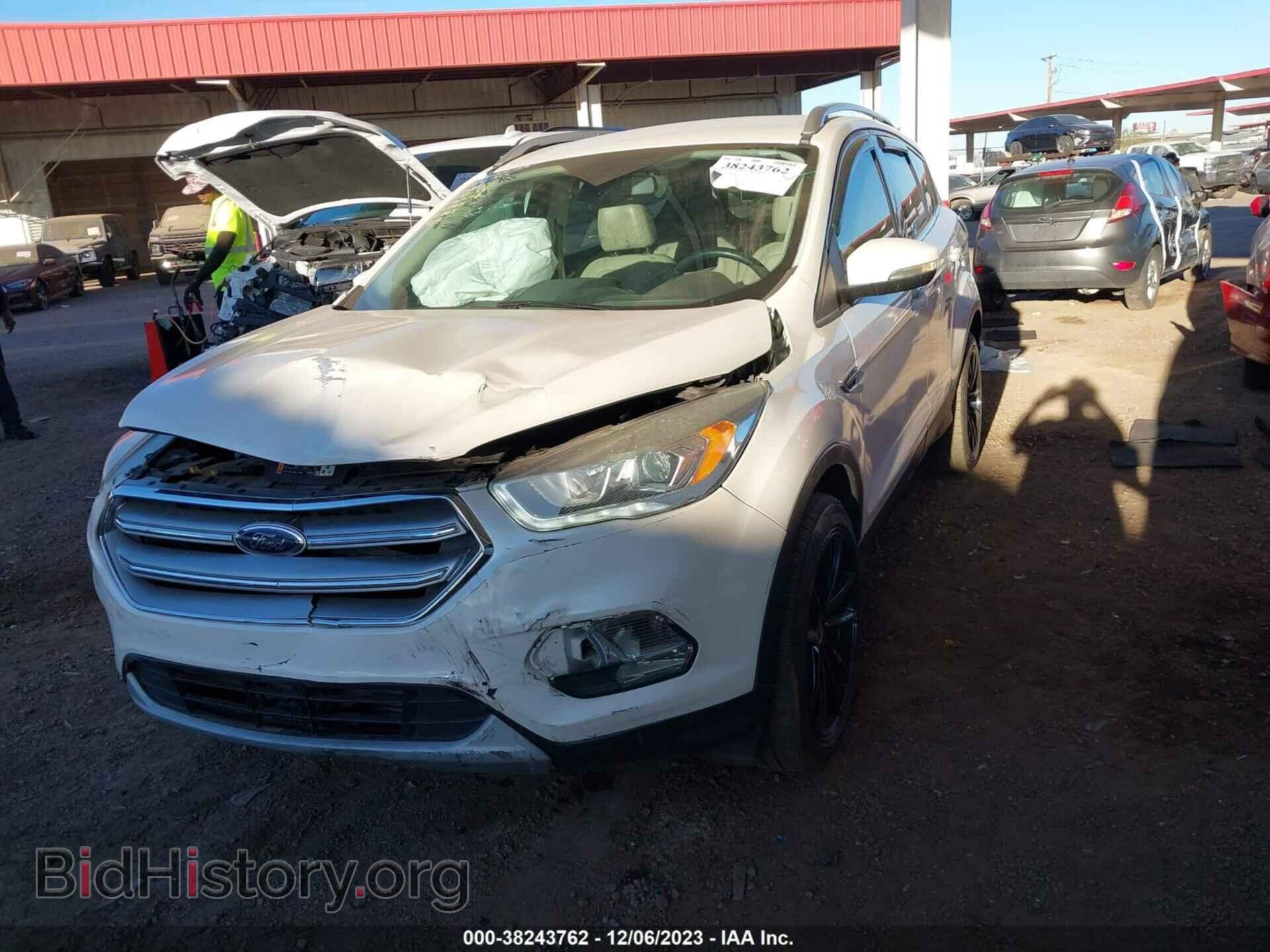 2017 FORD ESCAPE - VIN: 1FMCU0J96HUC56478 - Фото 2