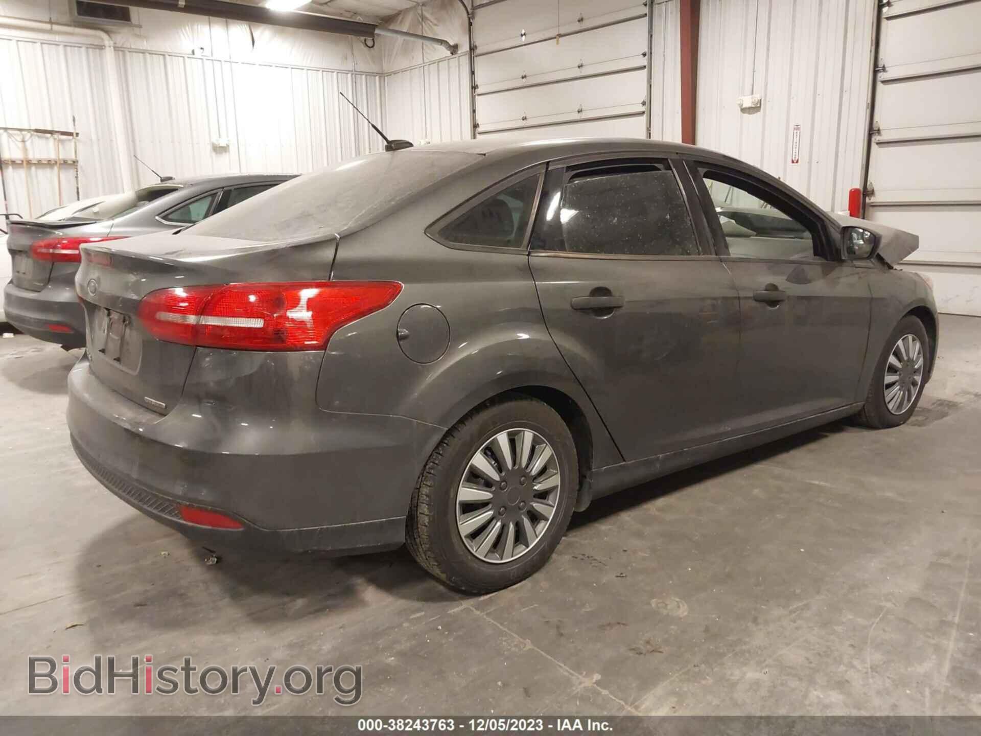 2016 FORD FOCUS - VIN: 1FADP3E25GL275628 - Photo 4