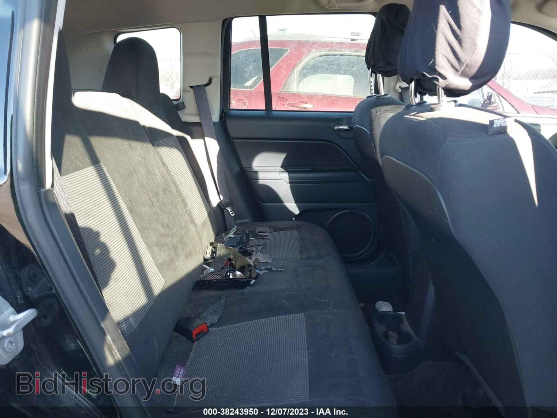 2016 JEEP COMPASS - VIN: 1C4NJCBA7GD681609 - Фото 8