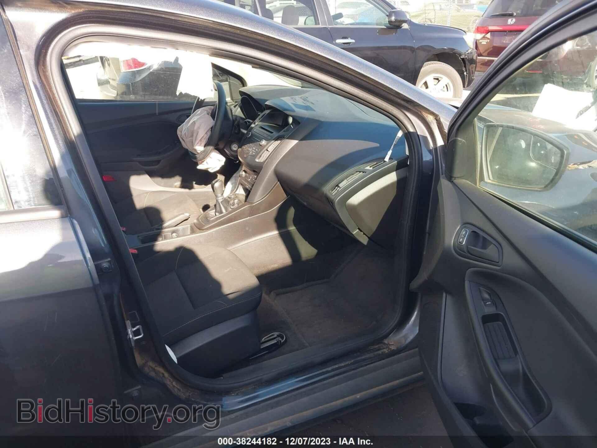 2017 FORD FOCUS - VIN: 1FADP3E22HL342008 - Photo 5