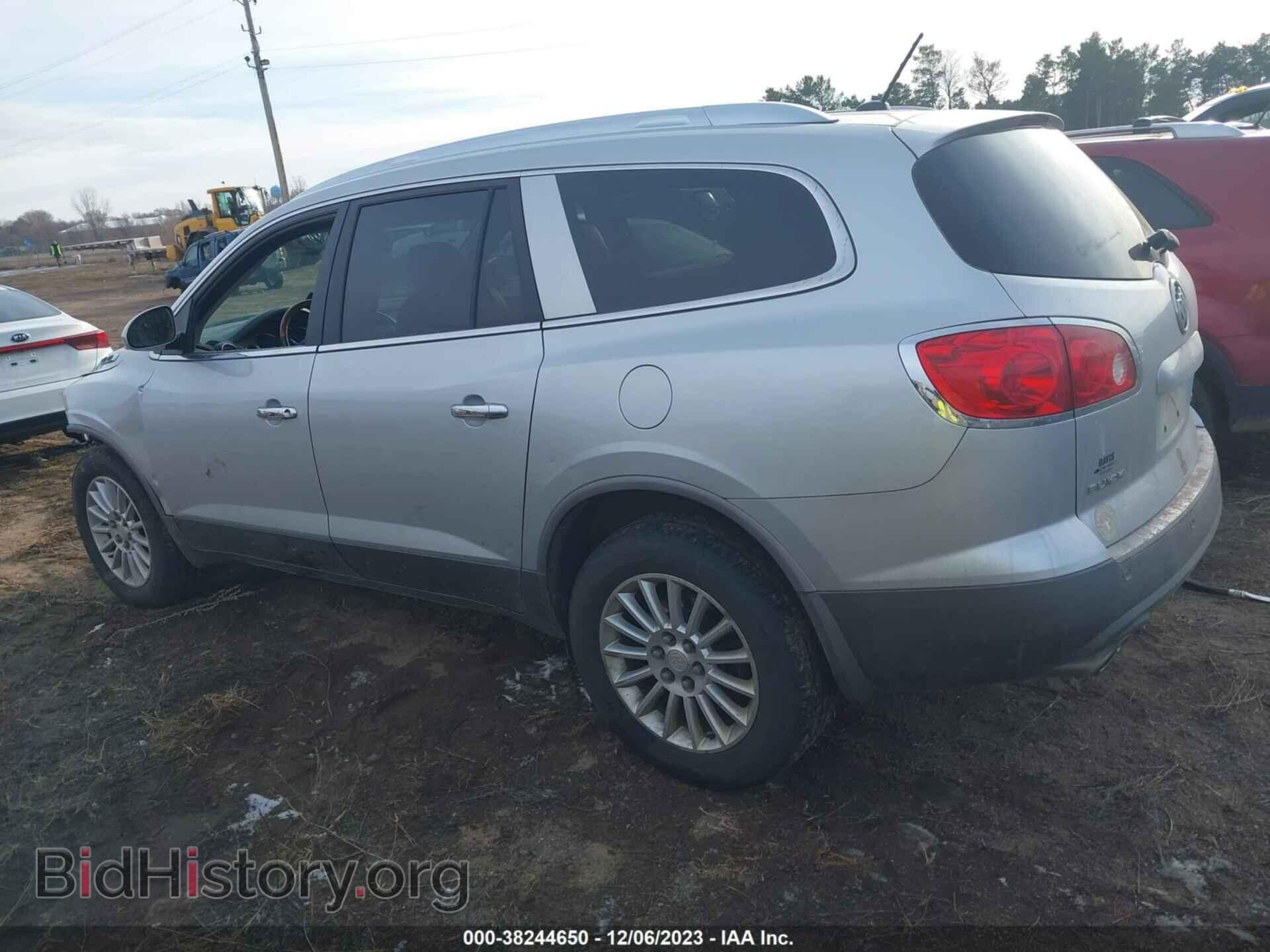 2012 BUICK ENCLAVE - VIN: 5GAKRCED4CJ127989 - Фото 3