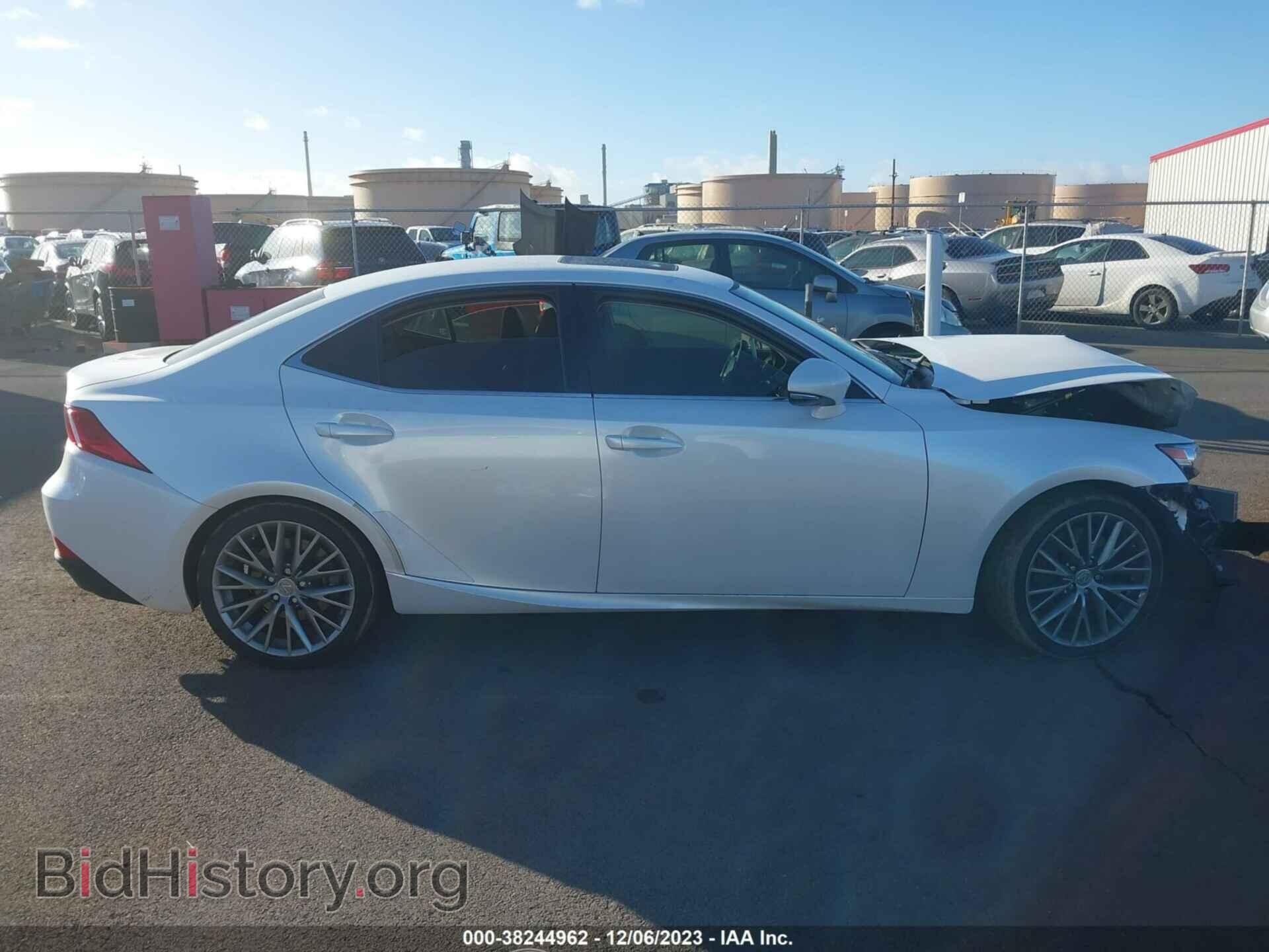 2016 LEXUS IS 200T - VIN: JTHBA1D26G5002192 - Фото 14