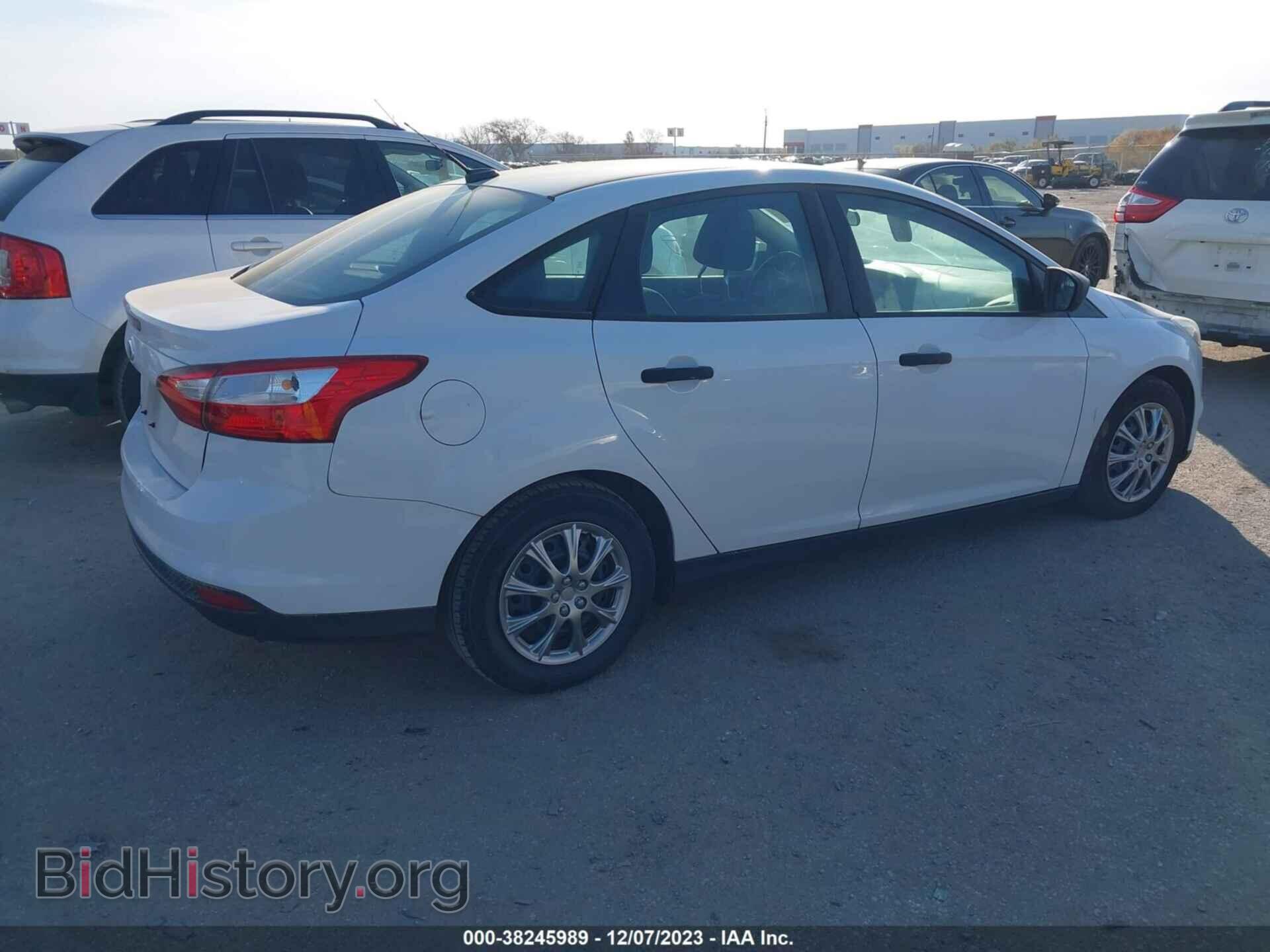 2012 FORD FOCUS - VIN: 1FAHP3E29CL342470 - Фото 4