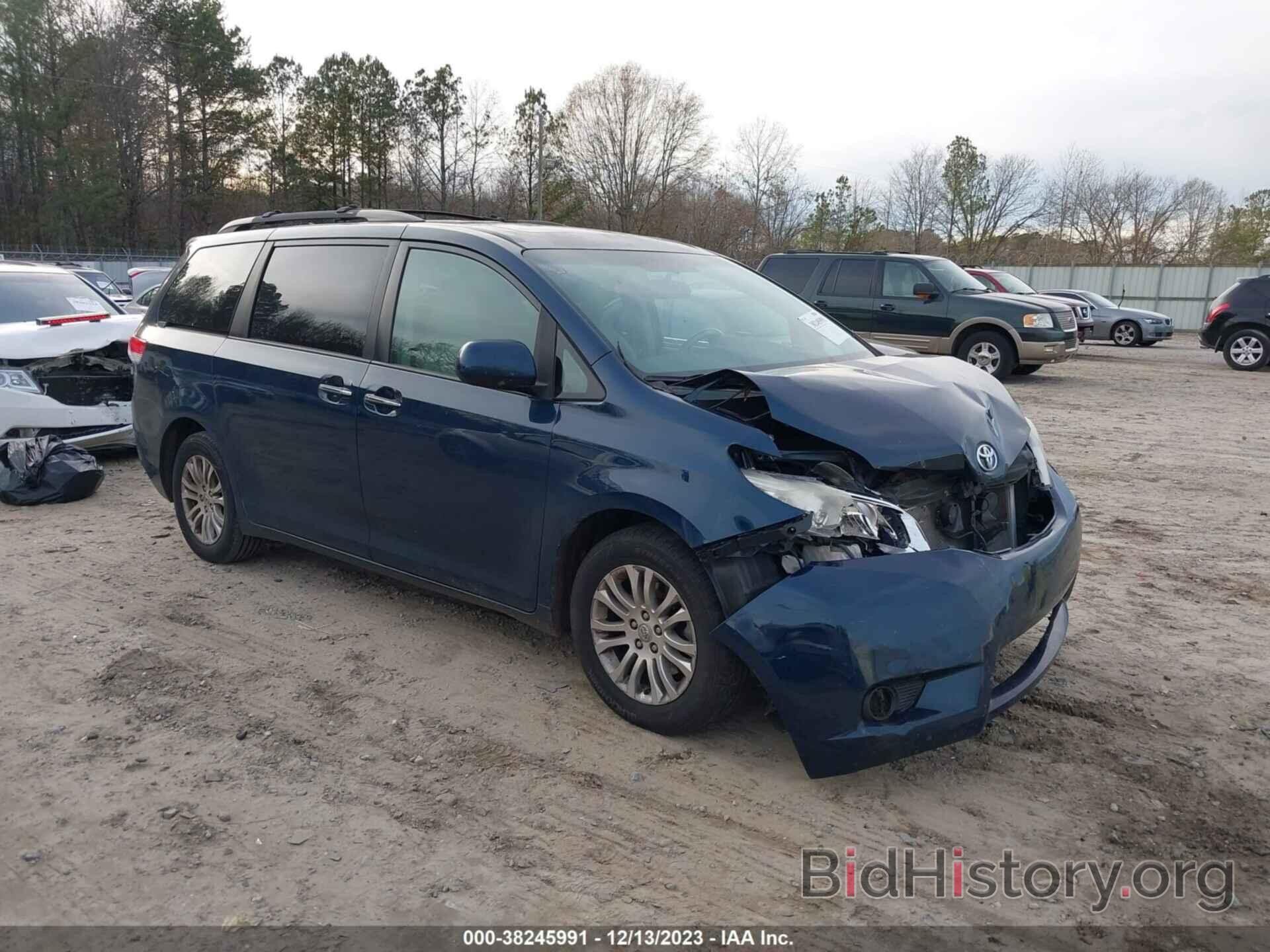 Фотография 5TDYK3DC2CS229901 - TOYOTA SIENNA 2012