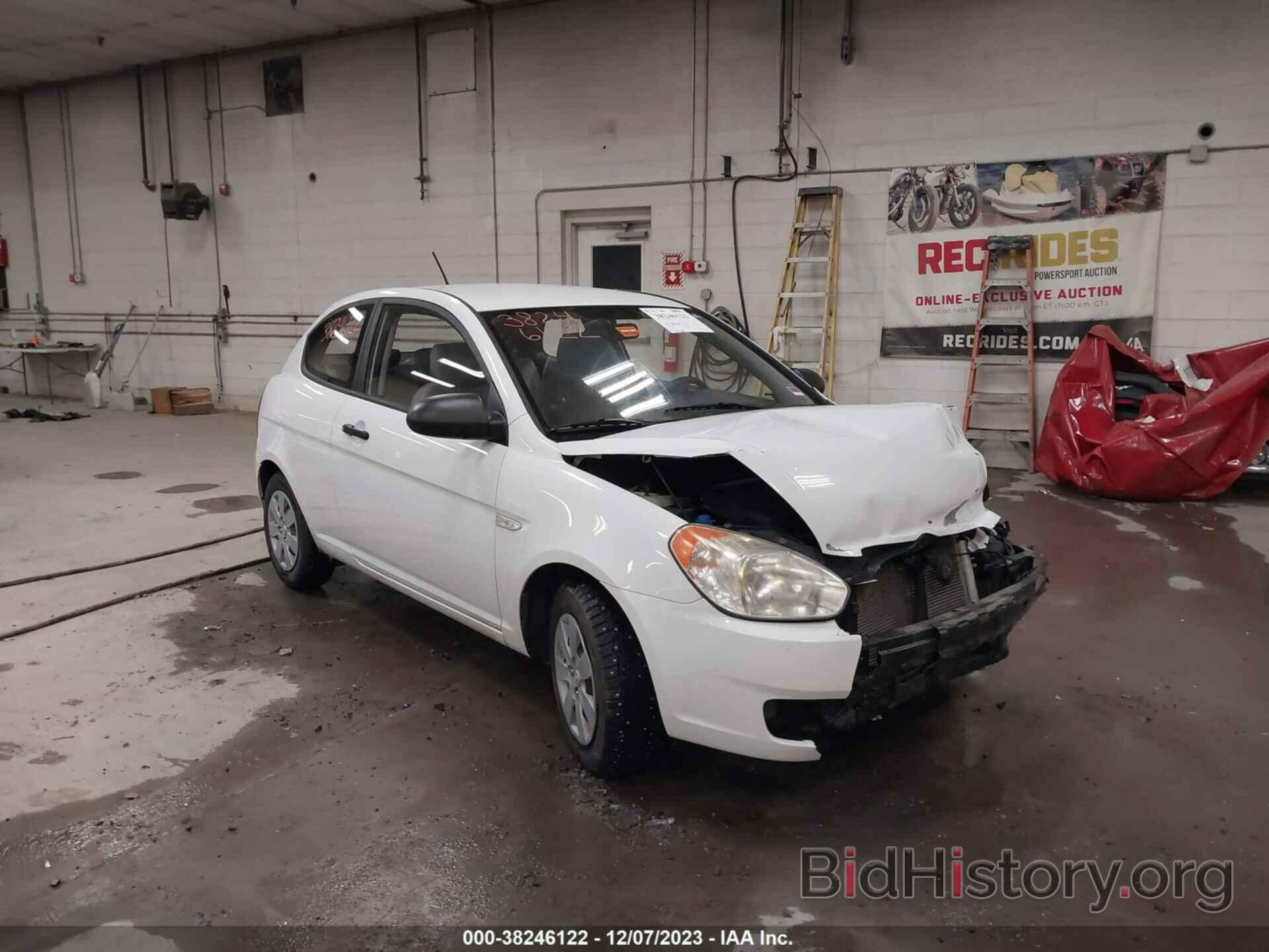 Photo KMHCM36C98U078832 - HYUNDAI ACCENT 2008