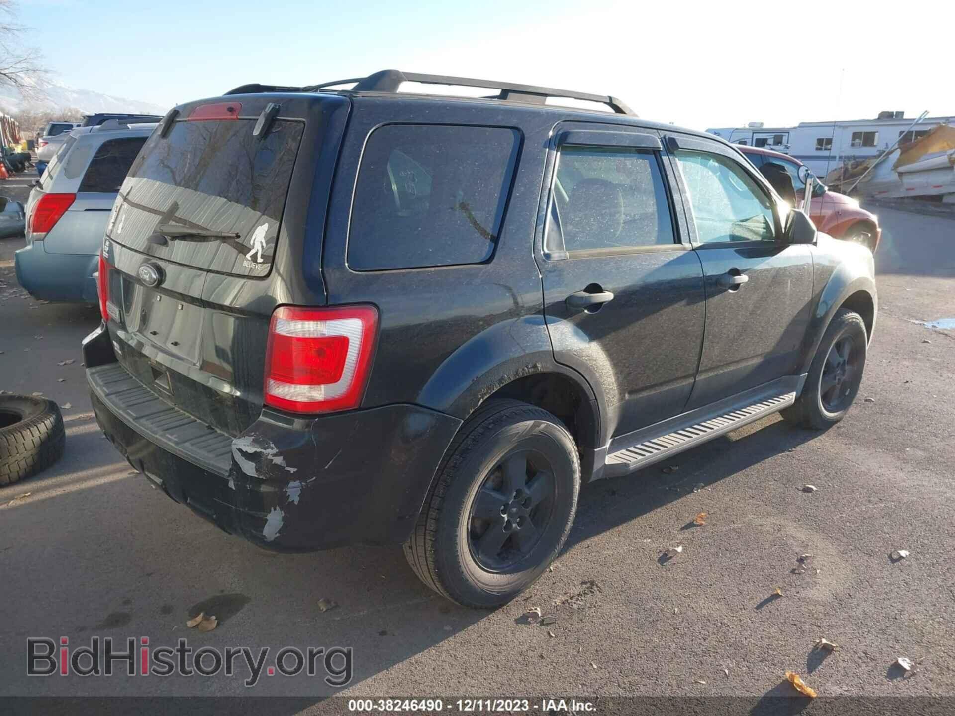 2011 FORD ESCAPE - VIN: 1FMCU0D72BKB31359 - Photo 4