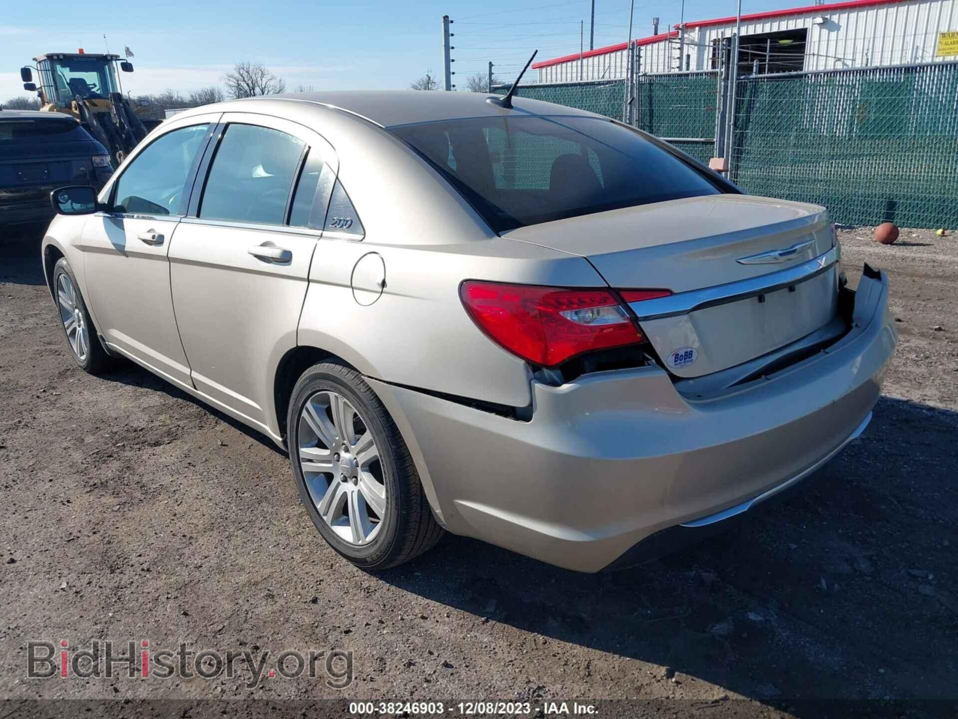 2013 CHRYSLER 200 - VIN: 1C3CCBBB2DN579164 - Фото 3