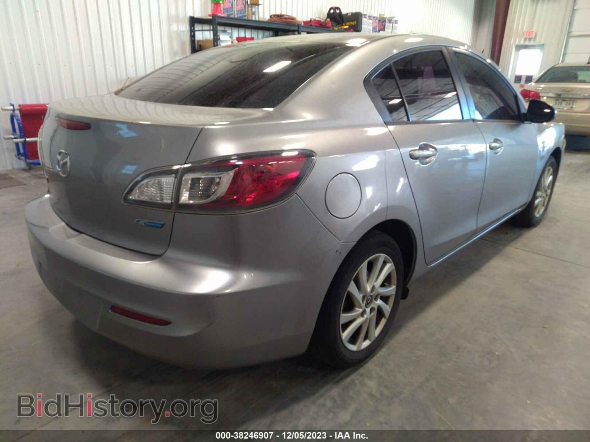 2013 MAZDA MAZDA3 - VIN: JM1BL1V79D1718948 - Фото 4