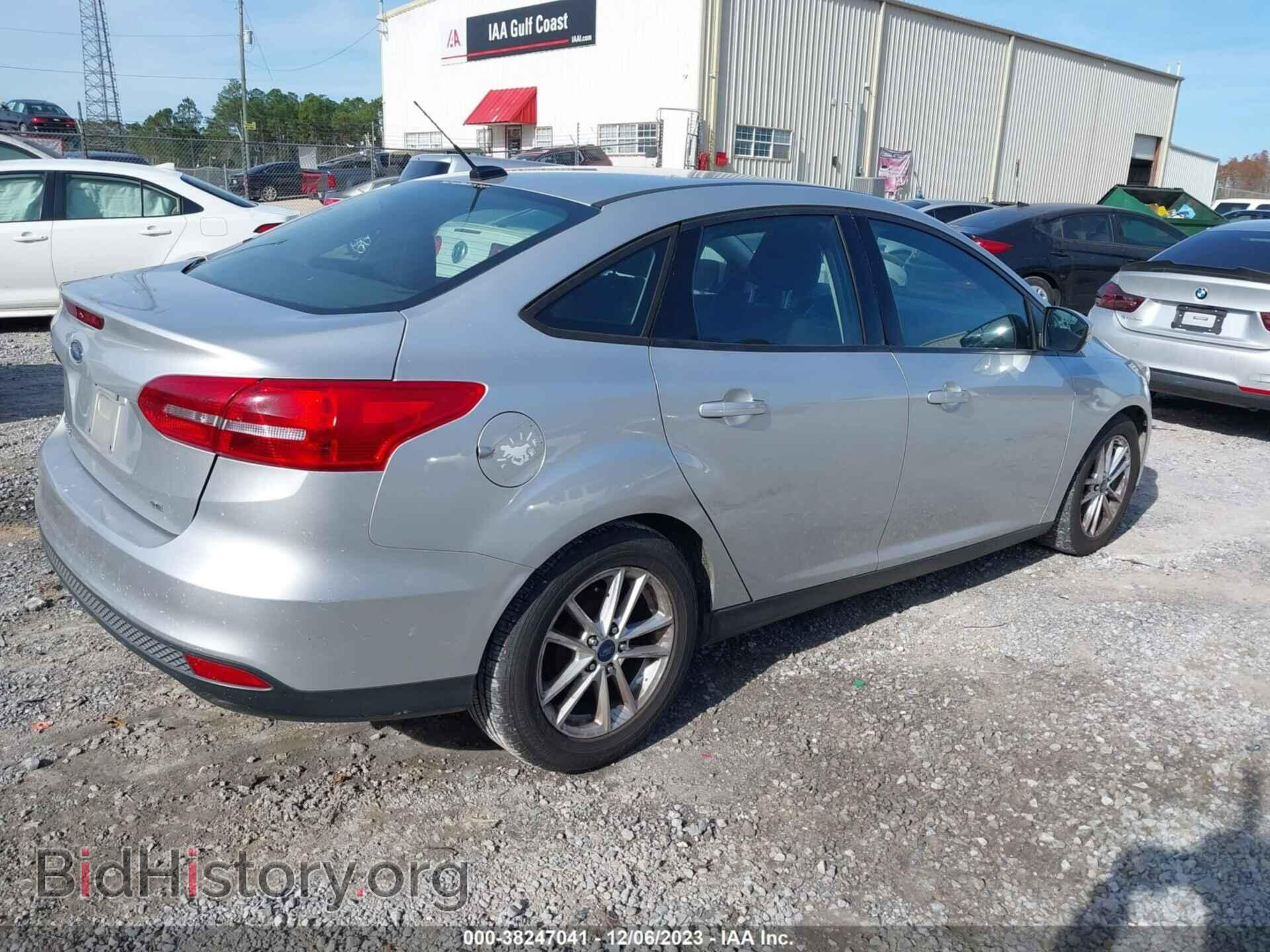 2017 FORD FOCUS - VIN: 1FADP3F2XHL211357 - Фото 4
