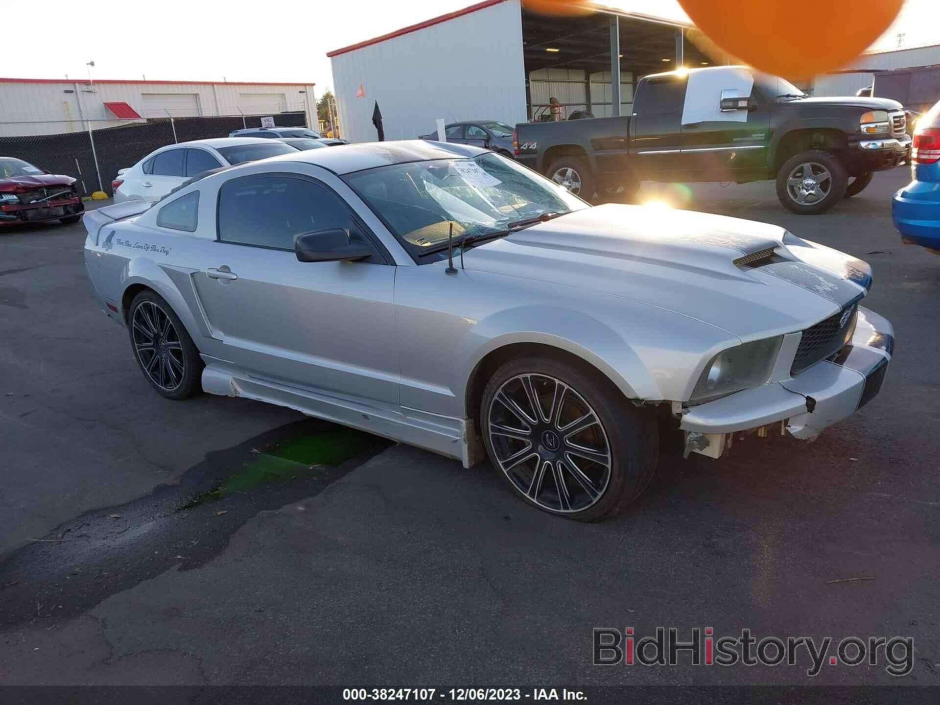 Photo 1ZVFT80NX75274862 - FORD MUSTANG 2007