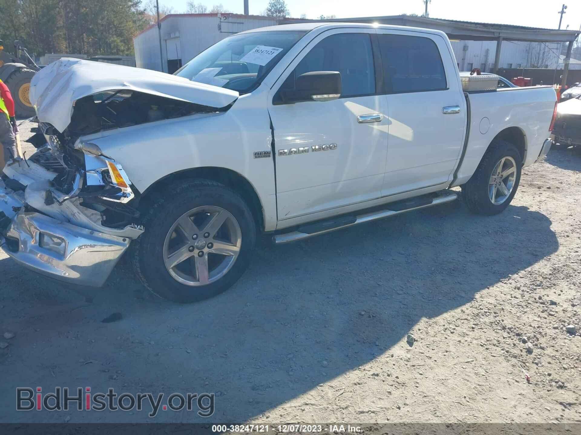 2011 RAM RAM 1500 - VIN: 1D7RB1CT4BS526805 - Фото 2