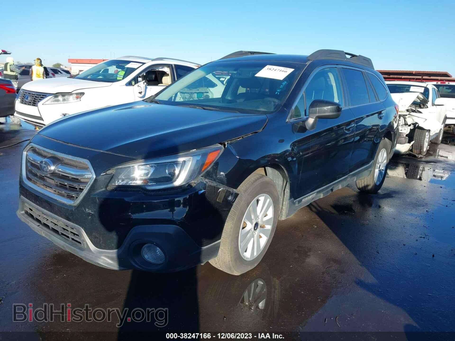 2018 SUBARU OUTBACK - VIN: 4S4BSACC0J3228364 - Фото 2