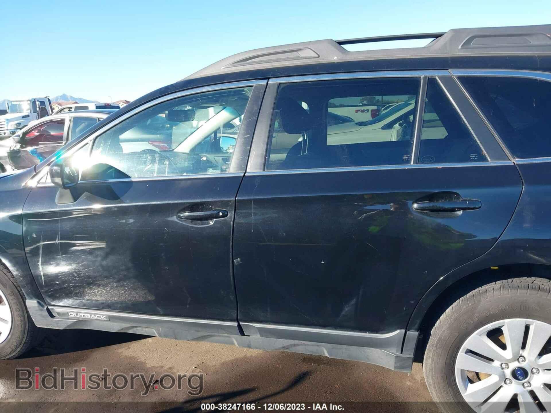 2018 SUBARU OUTBACK - VIN: 4S4BSACC0J3228364 - Фото 15