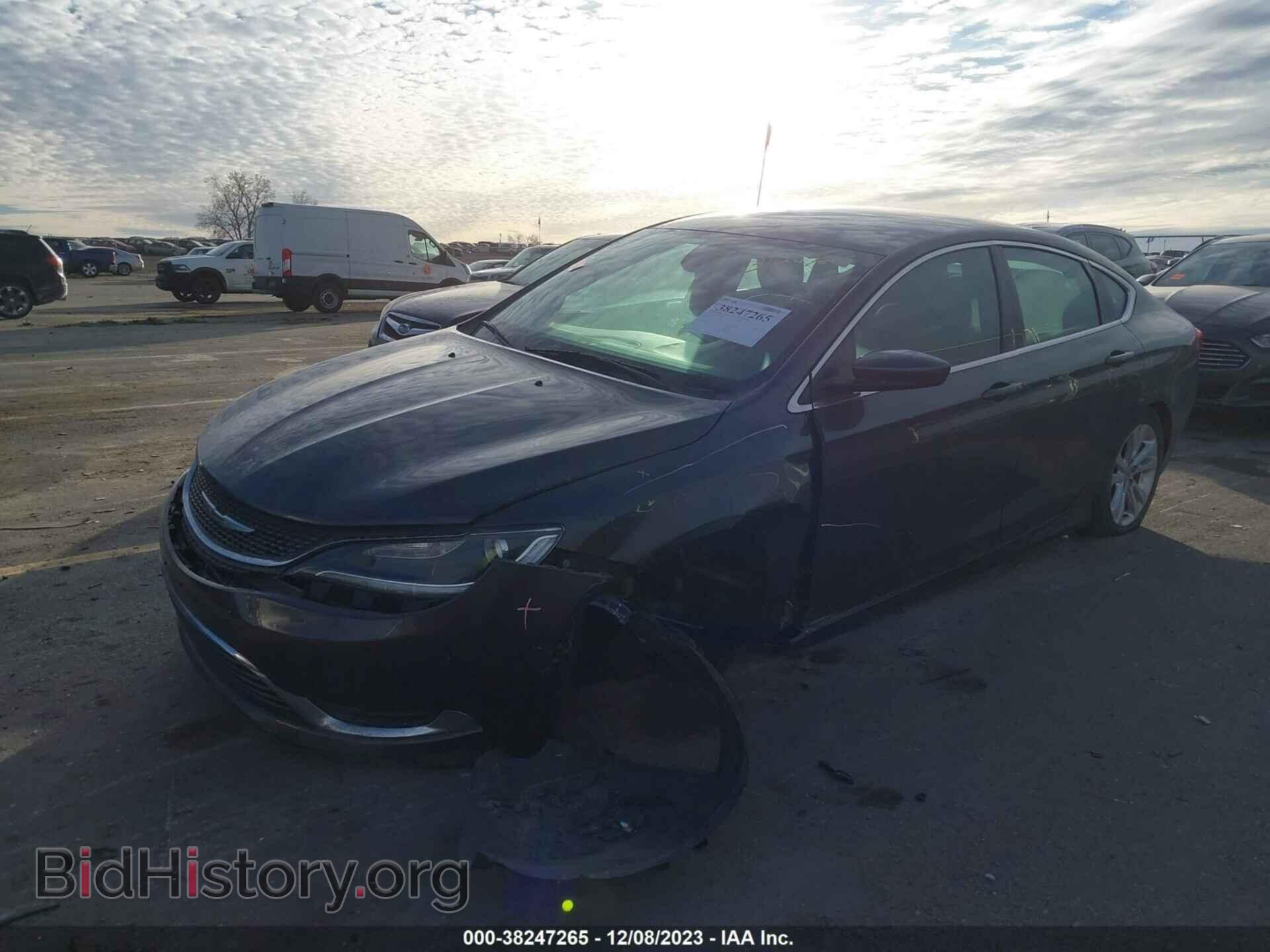 2015 CHRYSLER 200 - VIN: 1C3CCCAB1FN743496 - Фото 2