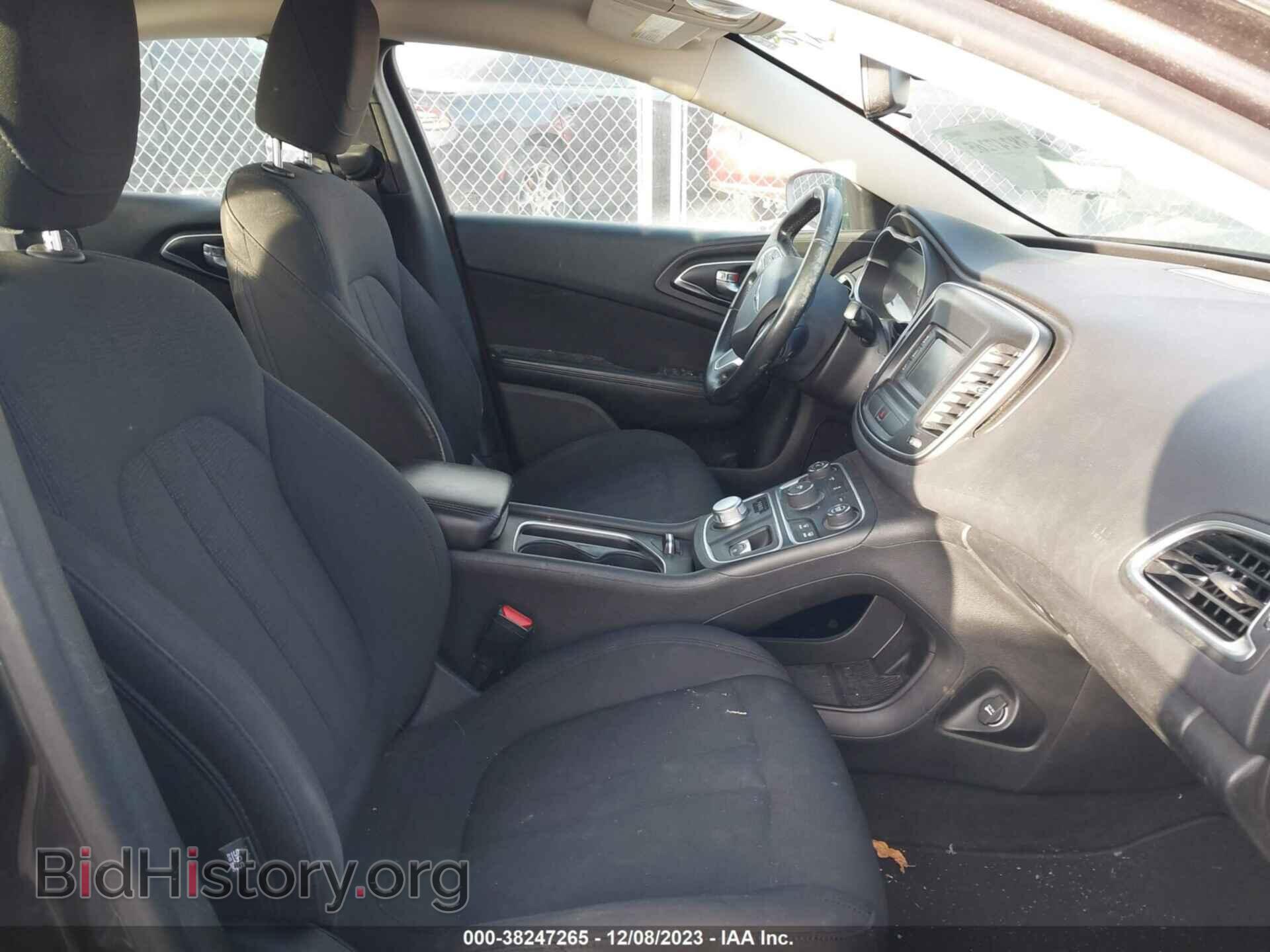 2015 CHRYSLER 200 - VIN: 1C3CCCAB1FN743496 - Фото 5
