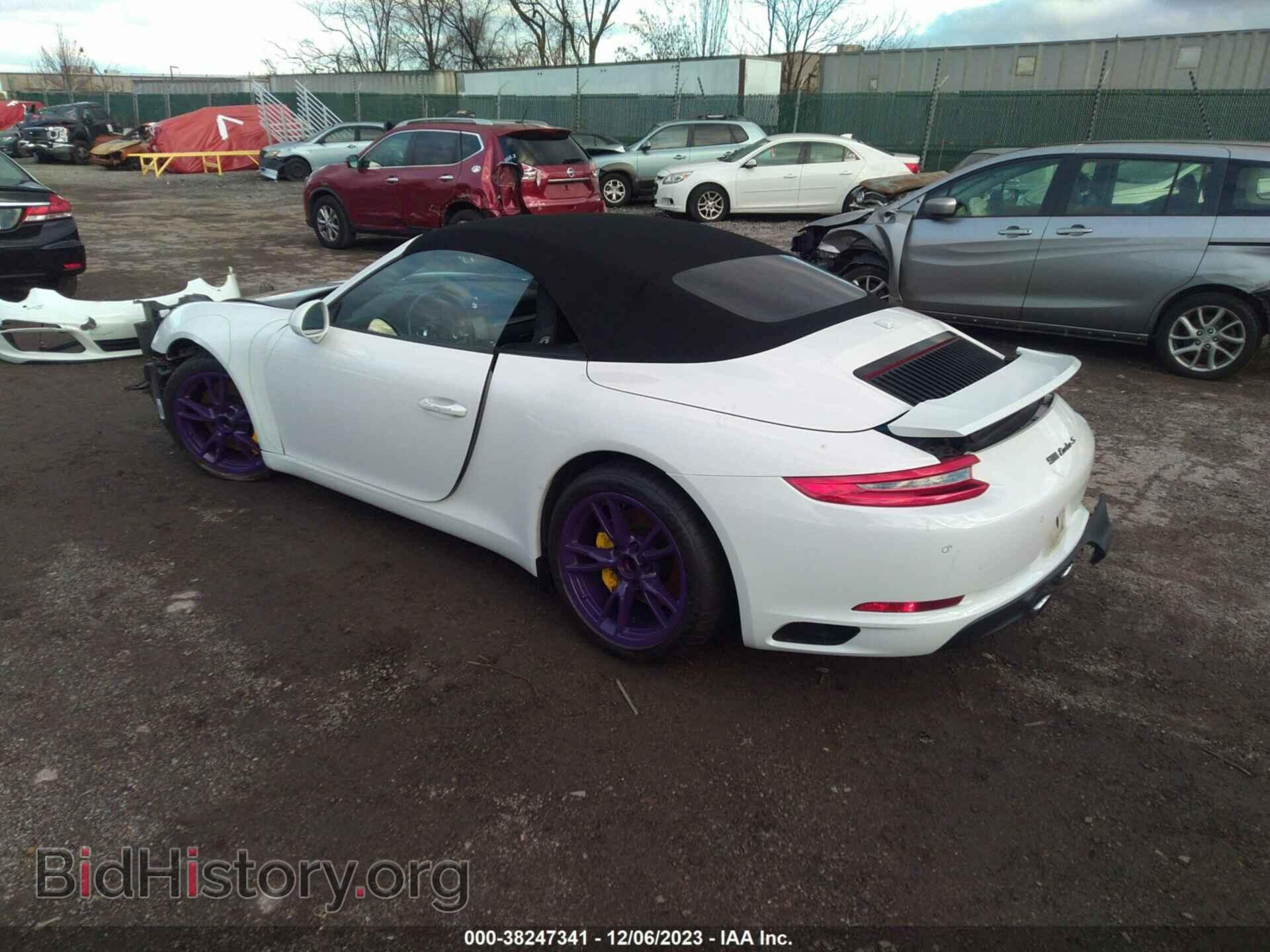 2017 PORSCHE 911 - VIN: WP0CB2A97HS155810 - Фото 3