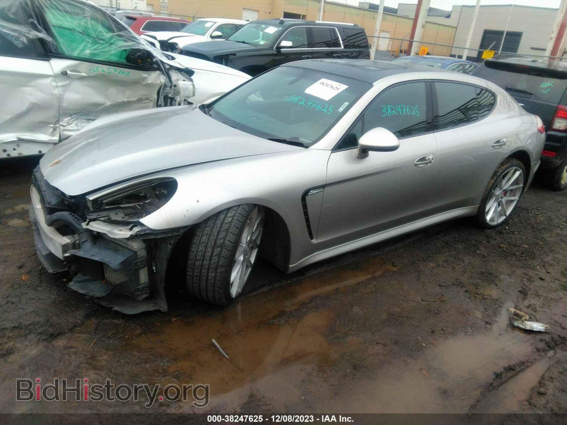 2012 PORSCHE PANAMERA - VIN: WP0AC2A76CL090874 - Фото 2