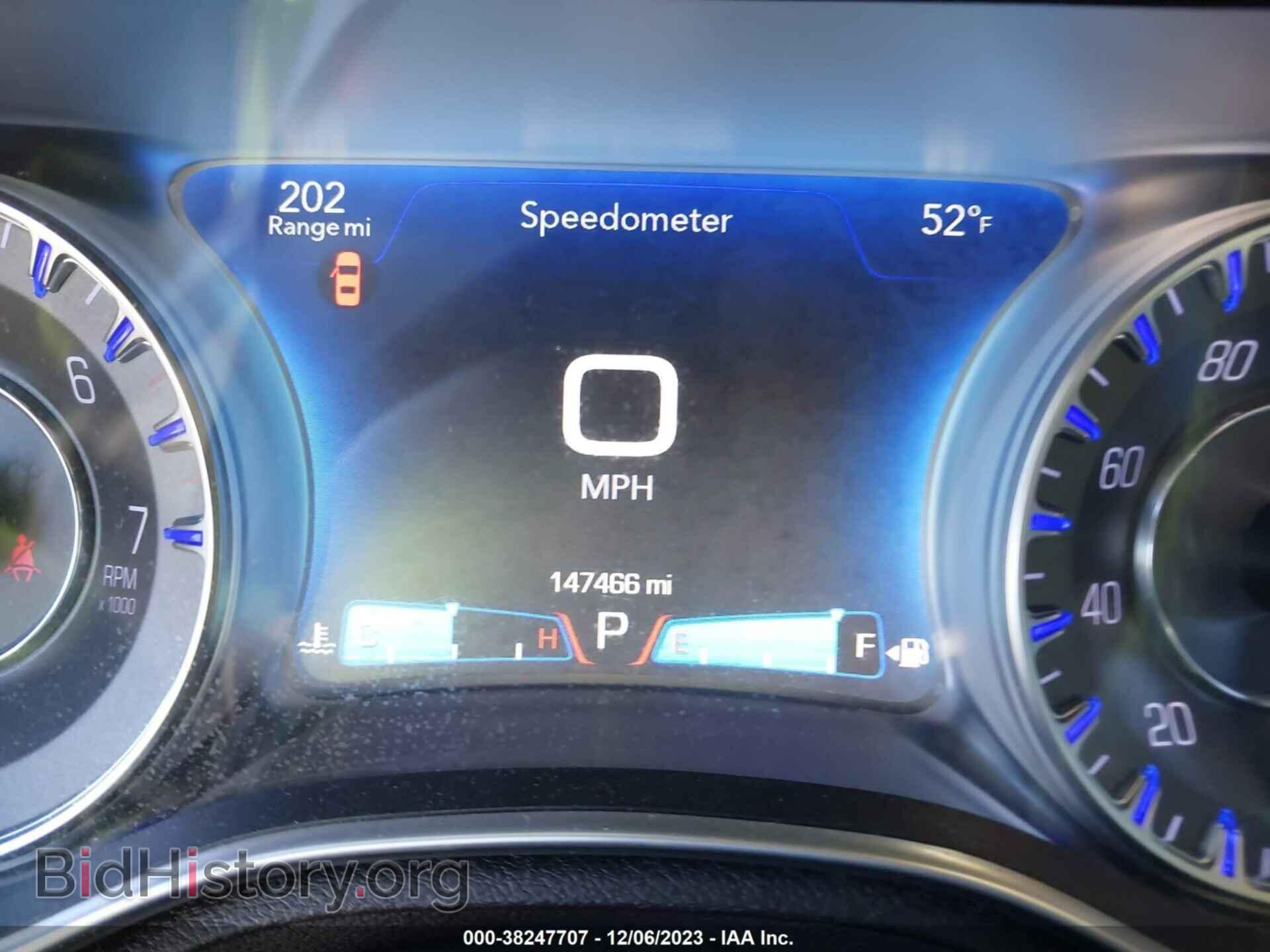 2015 CHRYSLER 300 - VIN: 2C3CCAAG4FH830429 - Фото 7