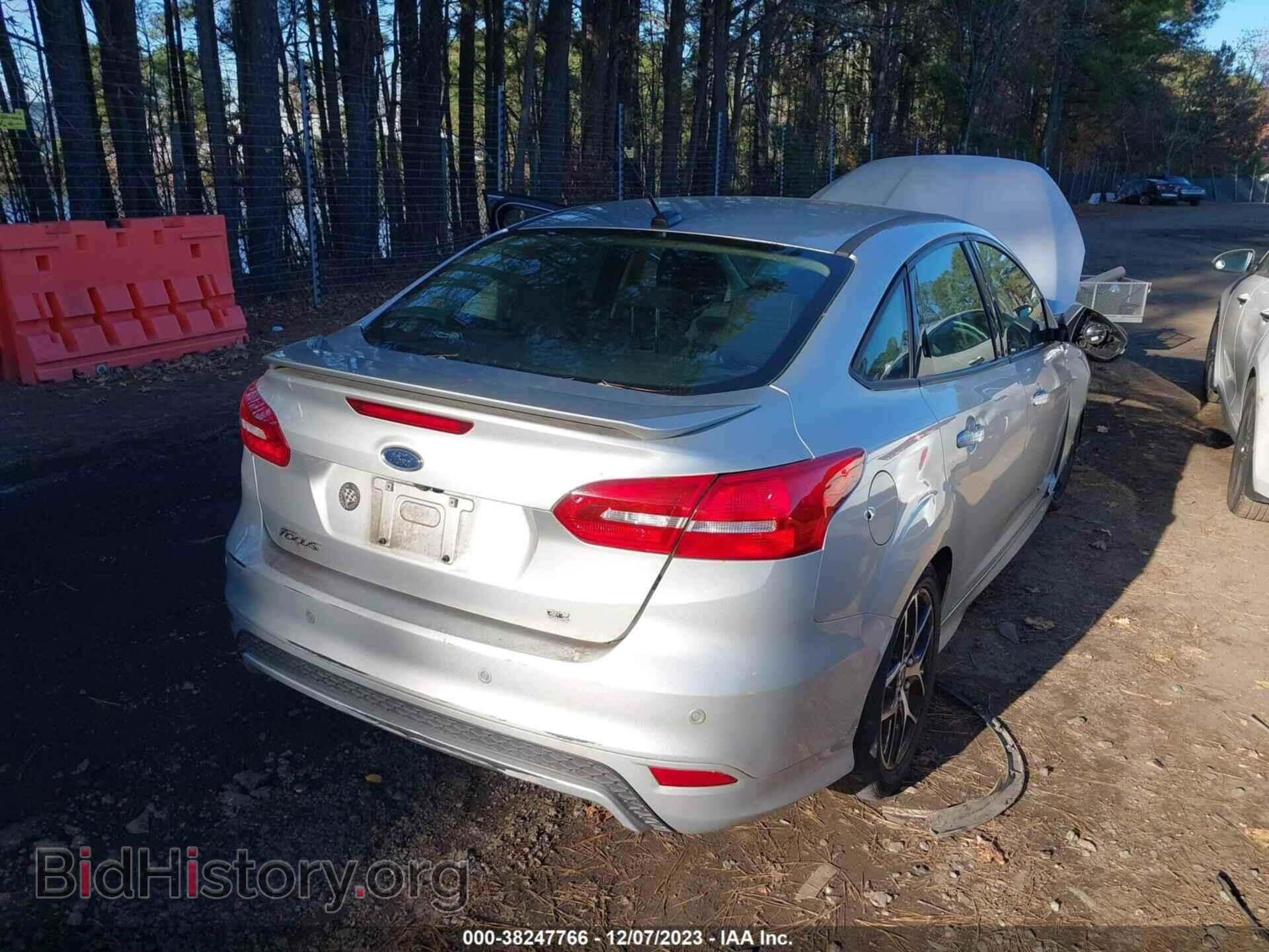 2015 FORD FOCUS - VIN: 1FADP3F20FL215835 - Photo 4