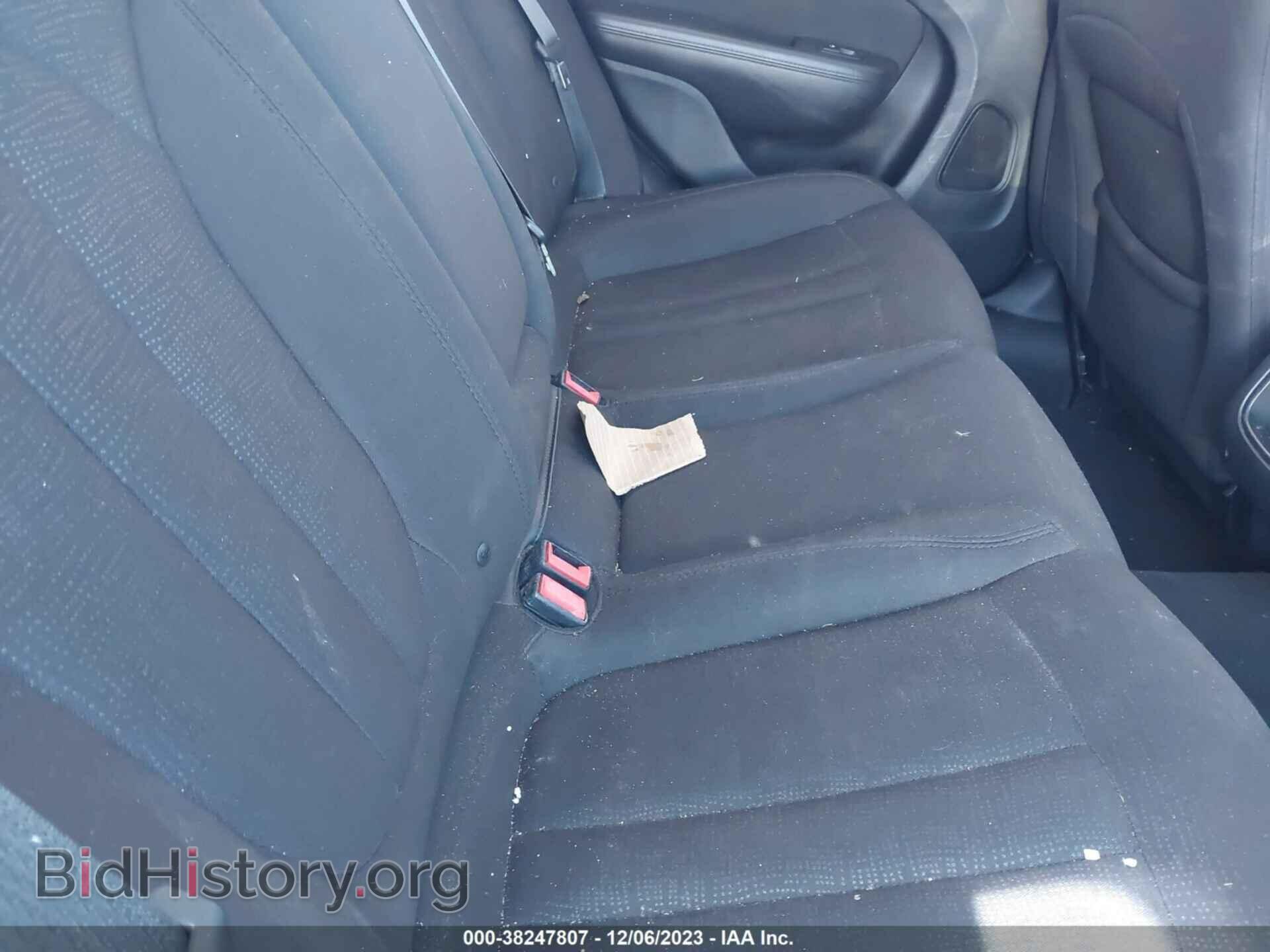 2015 CHRYSLER 200 - VIN: 1C3CCCAB8FN649972 - Фото 8