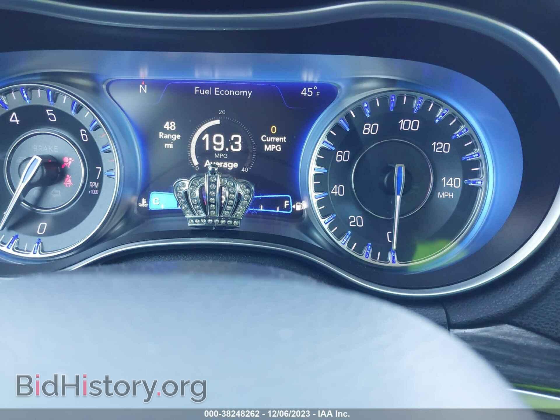 2019 CHRYSLER 300 - VIN: 2C3CCAAG1KH564801 - Фото 7