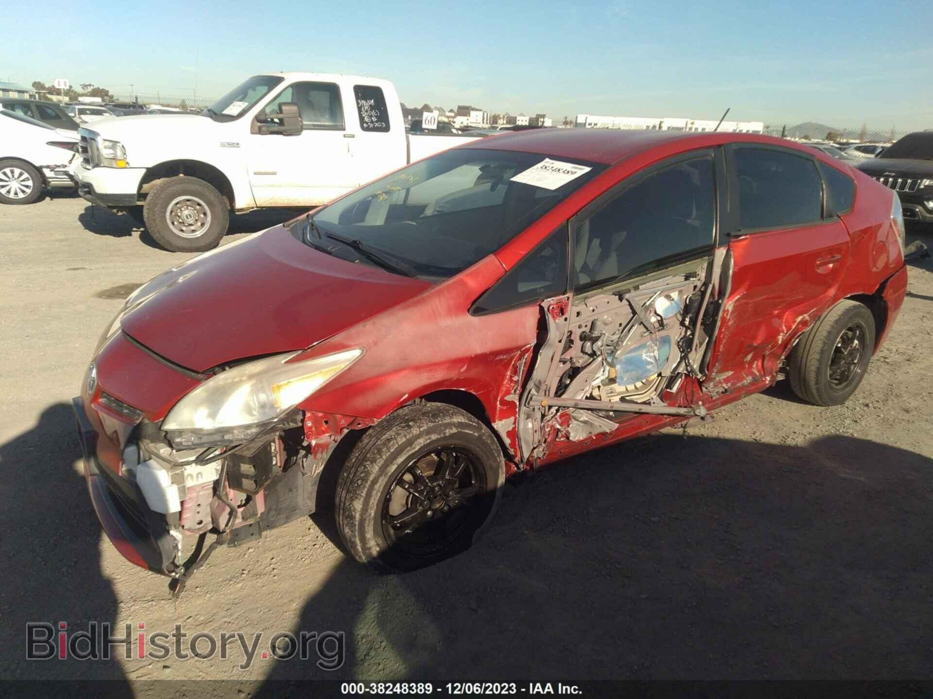 2014 TOYOTA PRIUS - VIN: JTDKN3DUXE1740391 - Фото 2