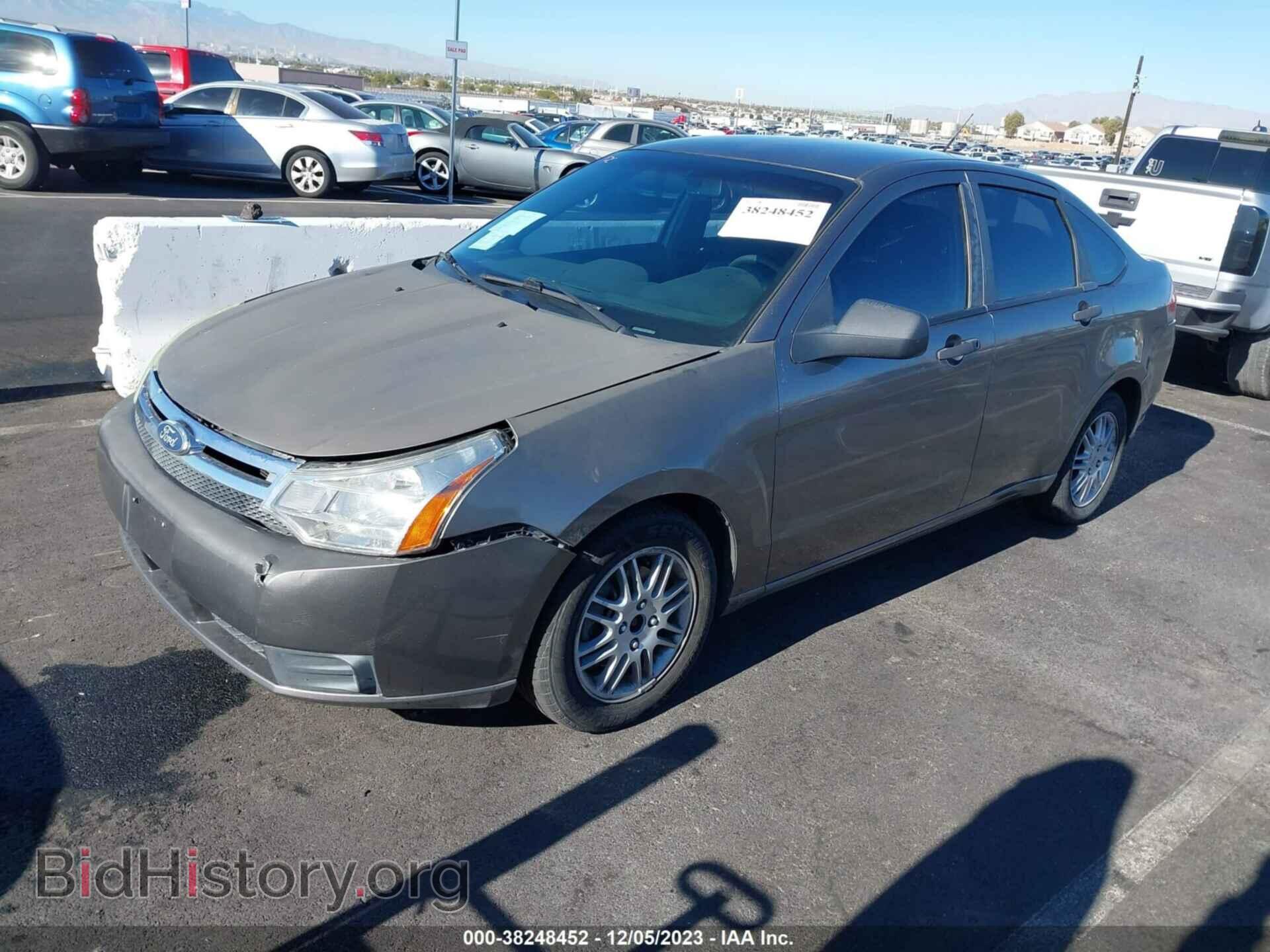 2011 FORD FOCUS - VIN: 1FAHP3FN9BW150133 - Photo 2