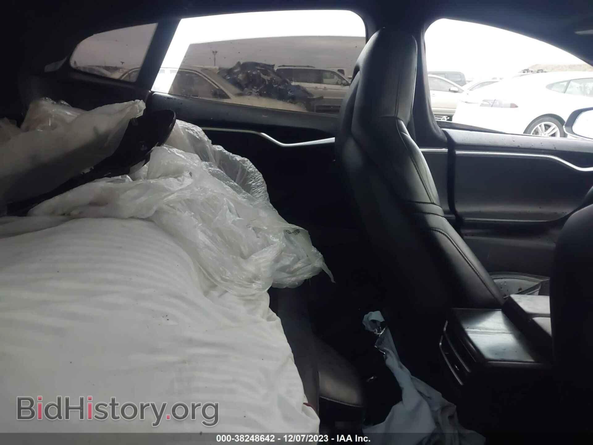 2015 TESLA MODEL S - VIN: 5YJSA1E40FF114811 - Photo 7