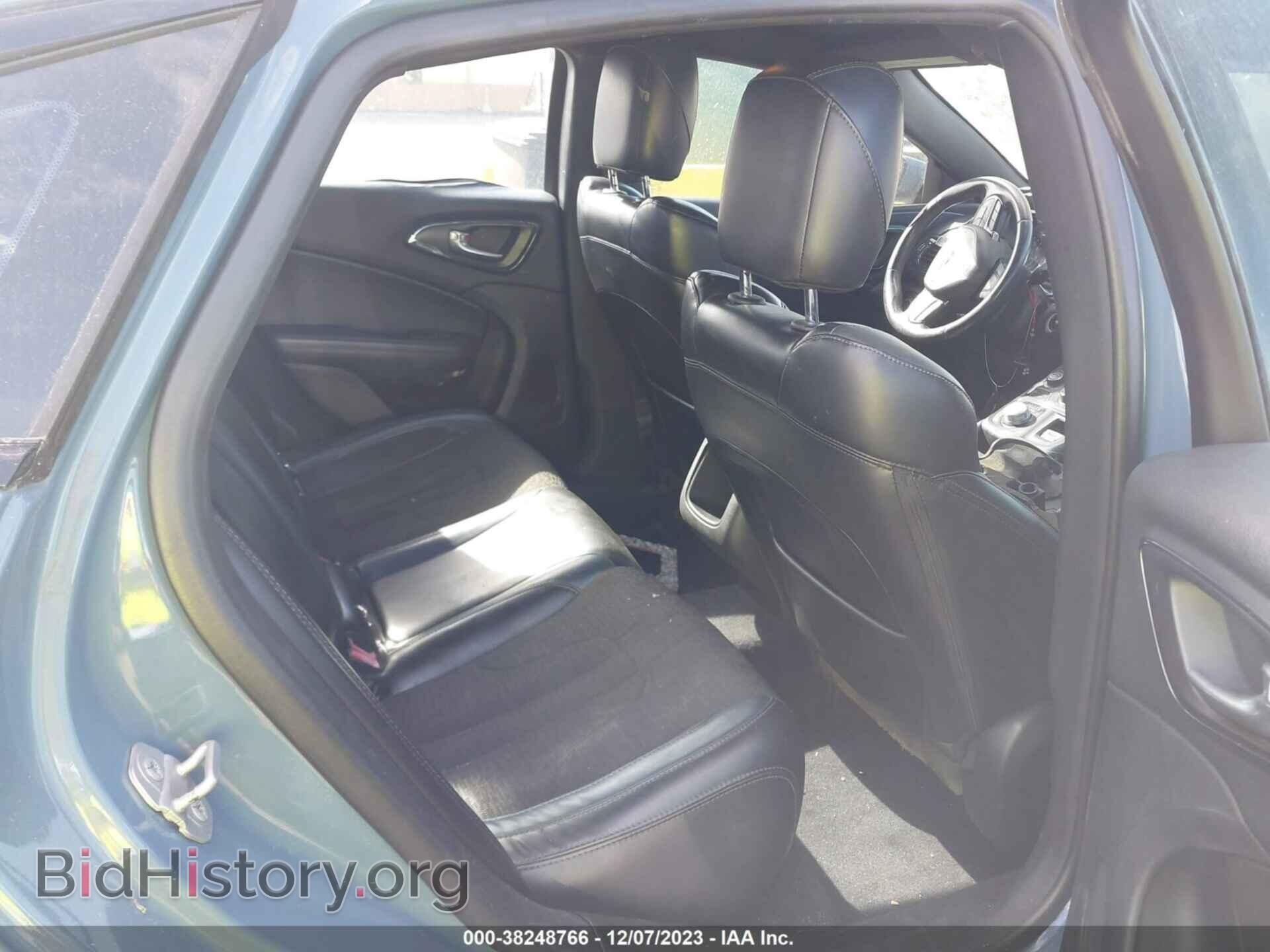 2015 CHRYSLER 200 - VIN: 1C3CCCBB0FN585389 - Photo 8