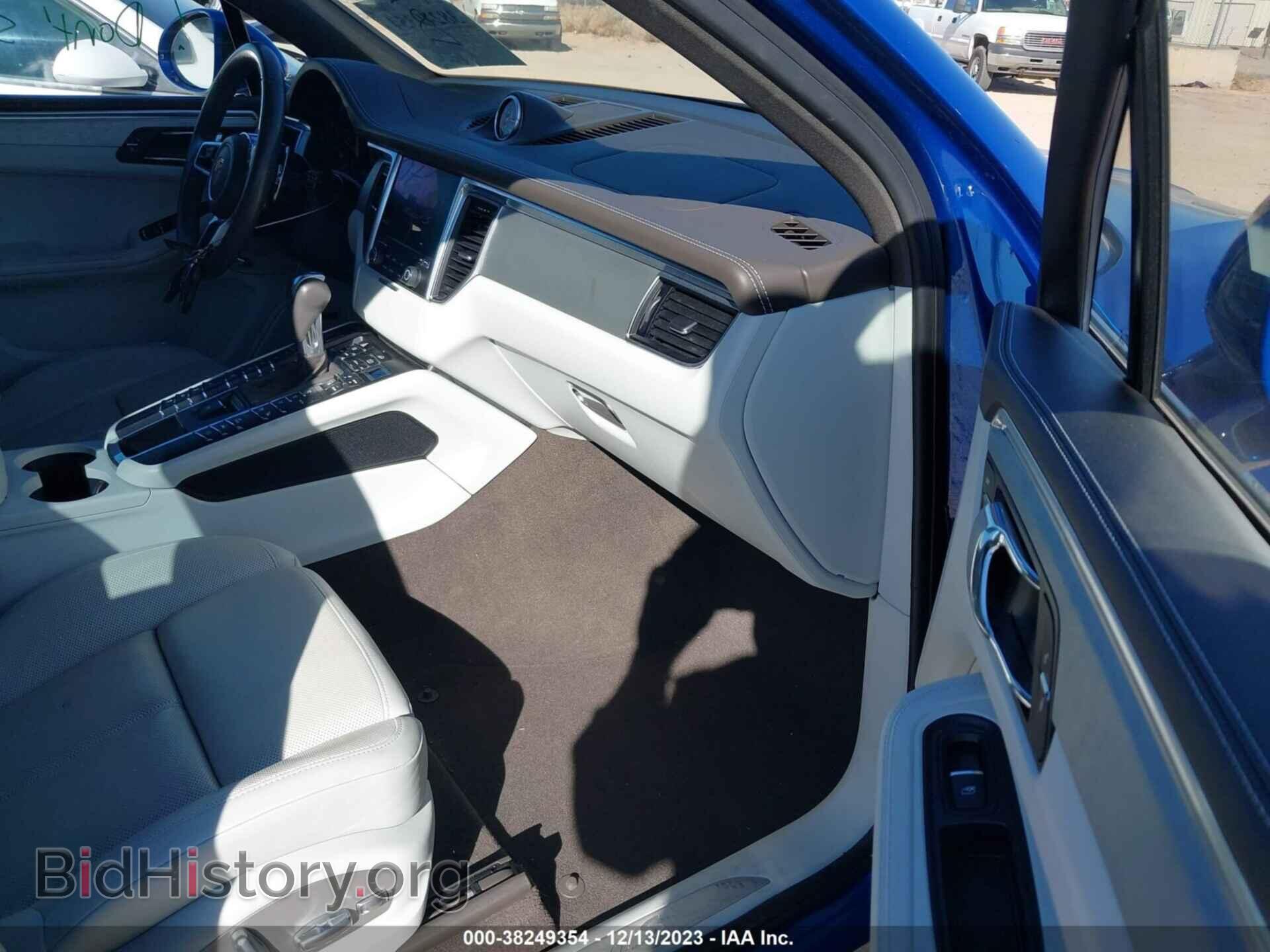 2017 PORSCHE MACAN - VIN: WP1AB2A53HLB15253 - Photo 5