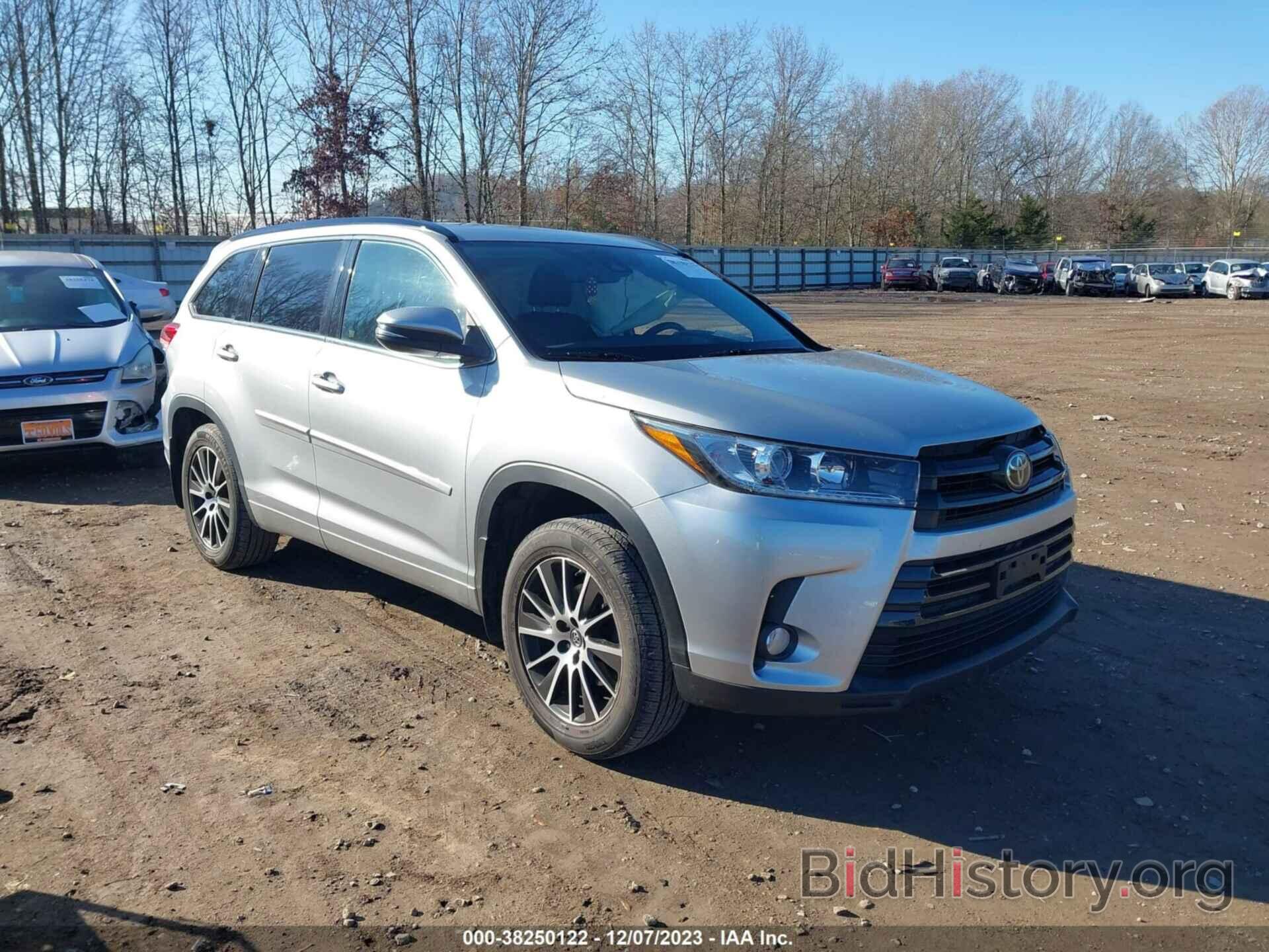 Photo 5TDJZRFH2HS382620 - TOYOTA HIGHLANDER 2017