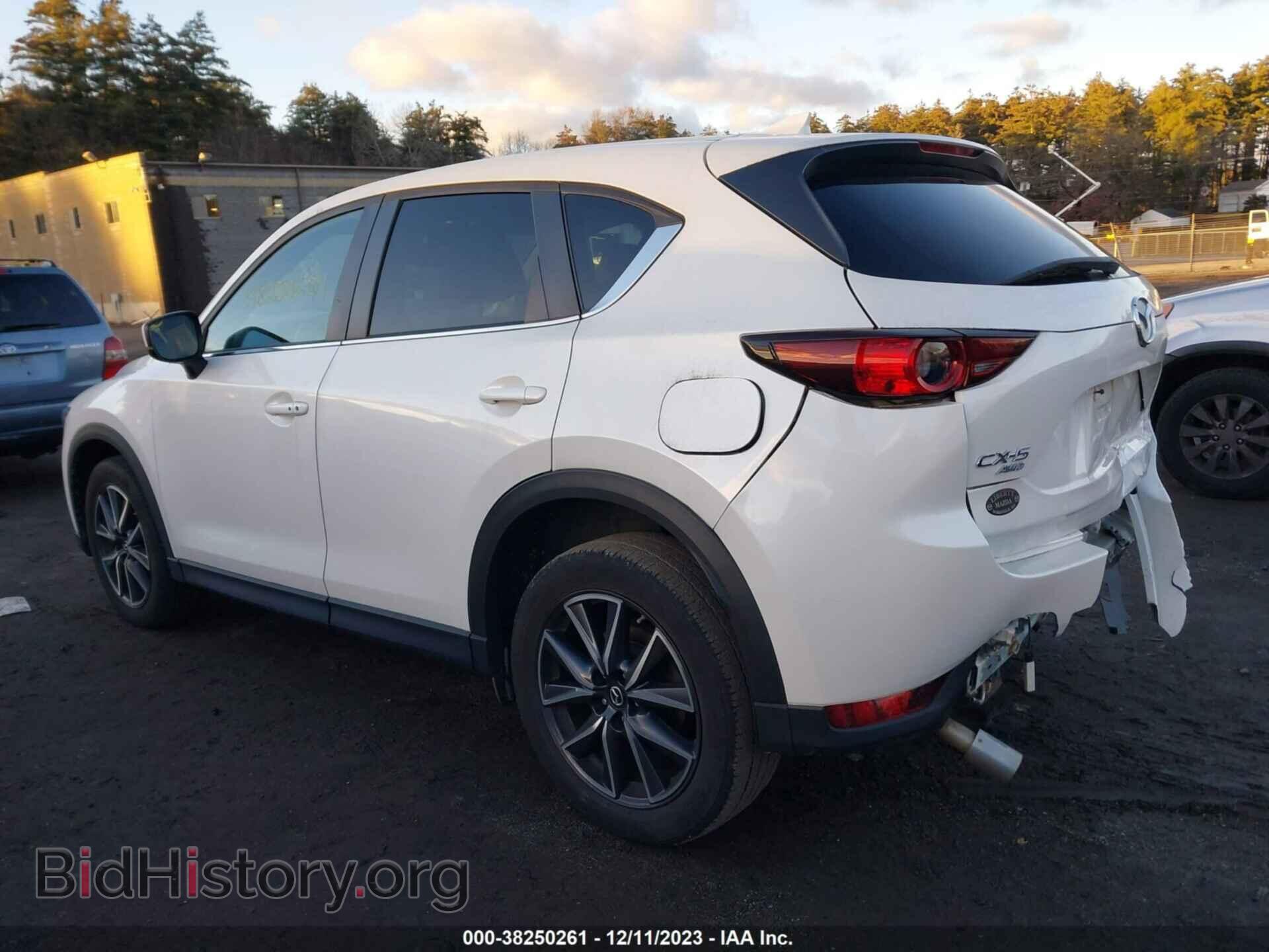 2018 MAZDA CX-5 - VIN: JM3KFBCMXJ0310103 - Фото 3