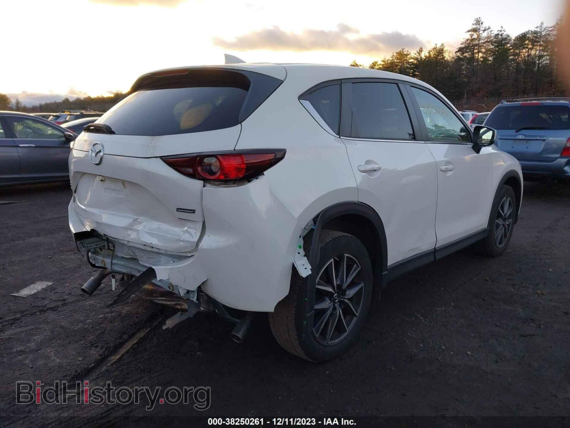 2018 MAZDA CX-5 - VIN: JM3KFBCMXJ0310103 - Фото 4