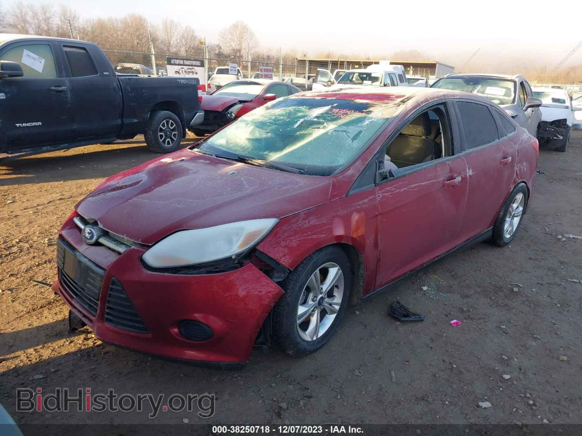 2014 FORD FOCUS - VIN: 1FADP3F29EL243924 - Фото 2