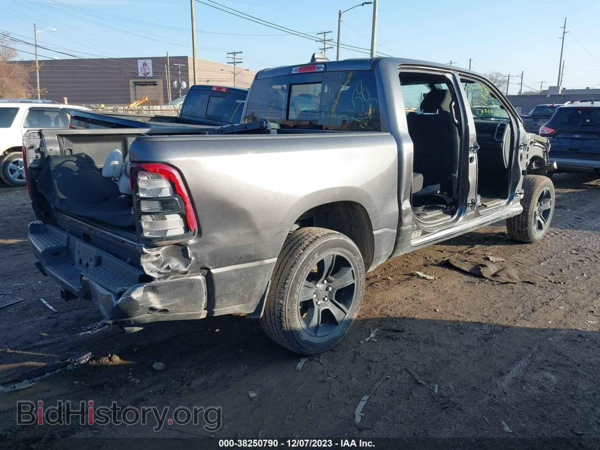 2021 RAM 1500 - VIN: 1C6SRFFT8MN649158 - Фото 4