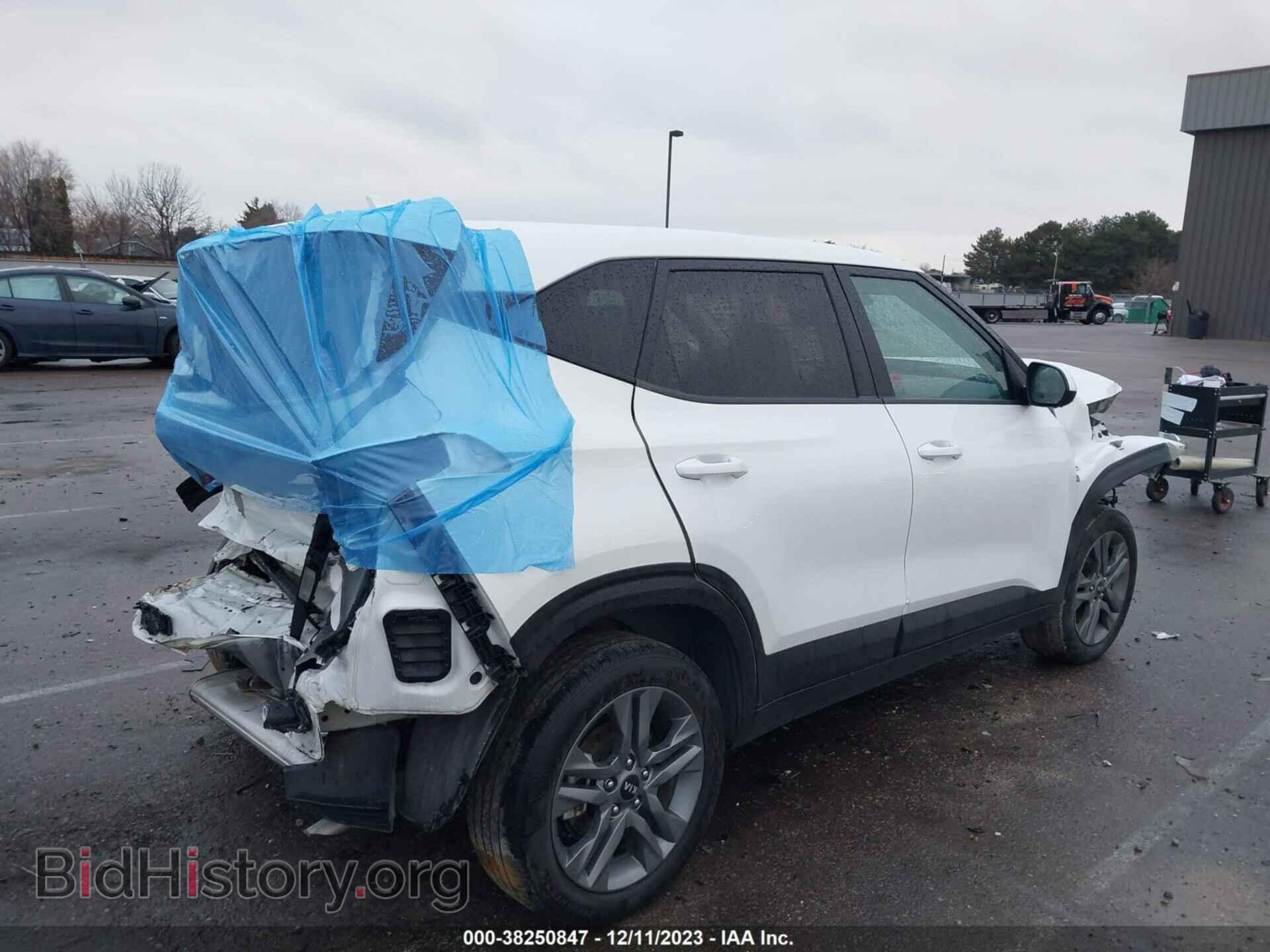 2021 KIA SELTOS - VIN: KNDEPCAA3M7046266 - Фото 4