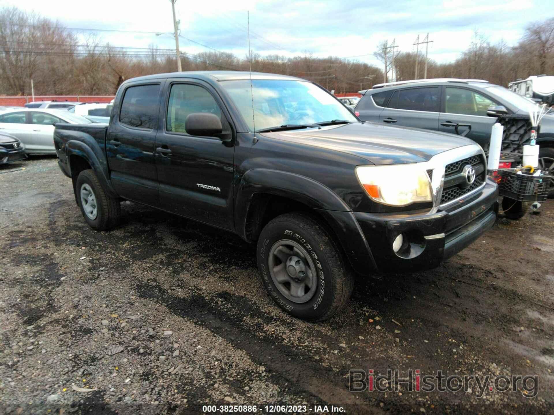 Photo 3TMLU4EN0BM063984 - TOYOTA TACOMA 2011